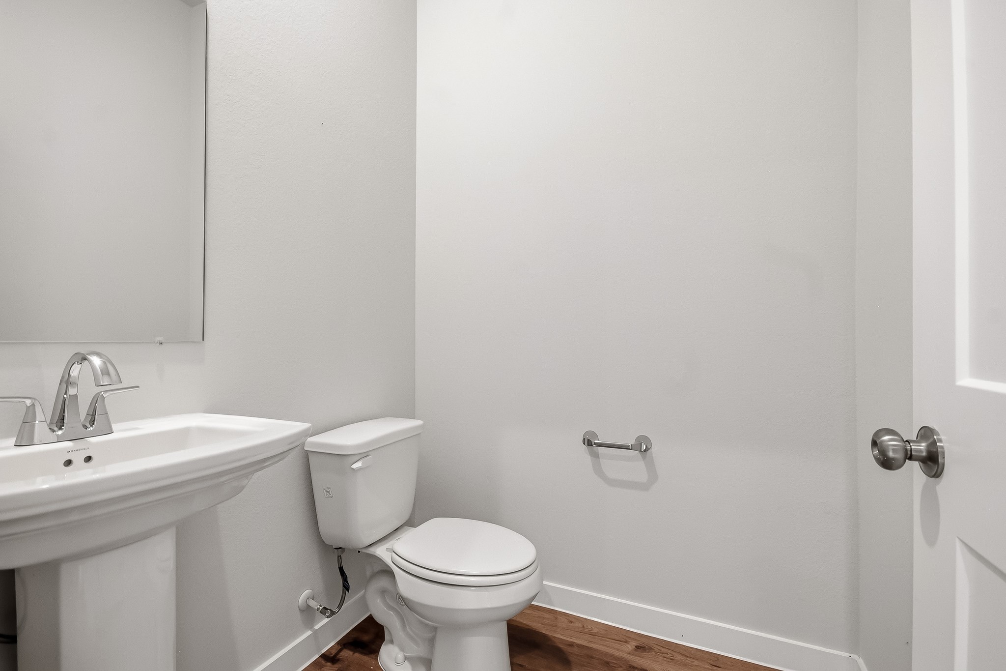 2032 Blue Mar Drive Property Photo 8