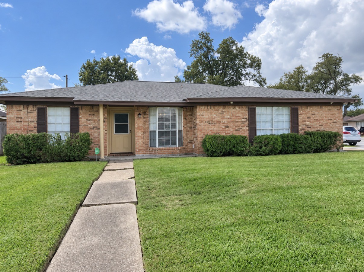 14702 Leming Court Property Photo 1