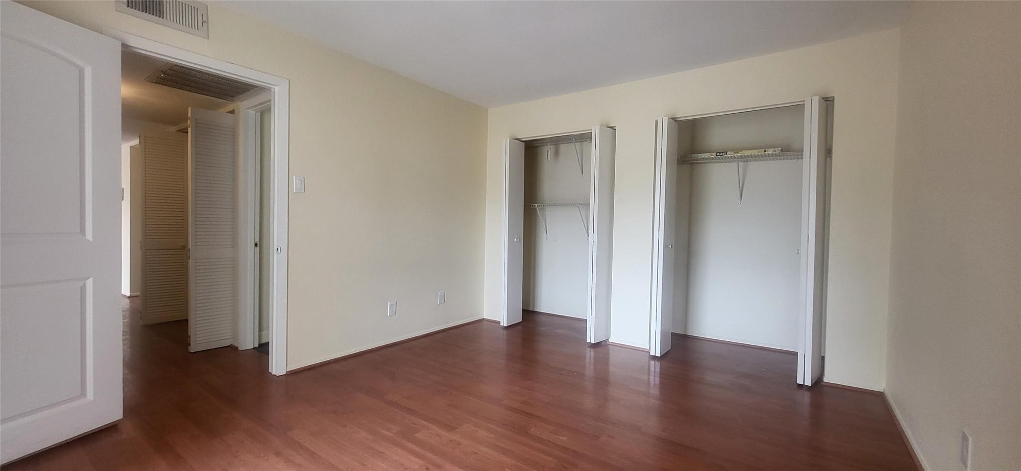 2822 S Bartell Drive 21 Property Photo 15