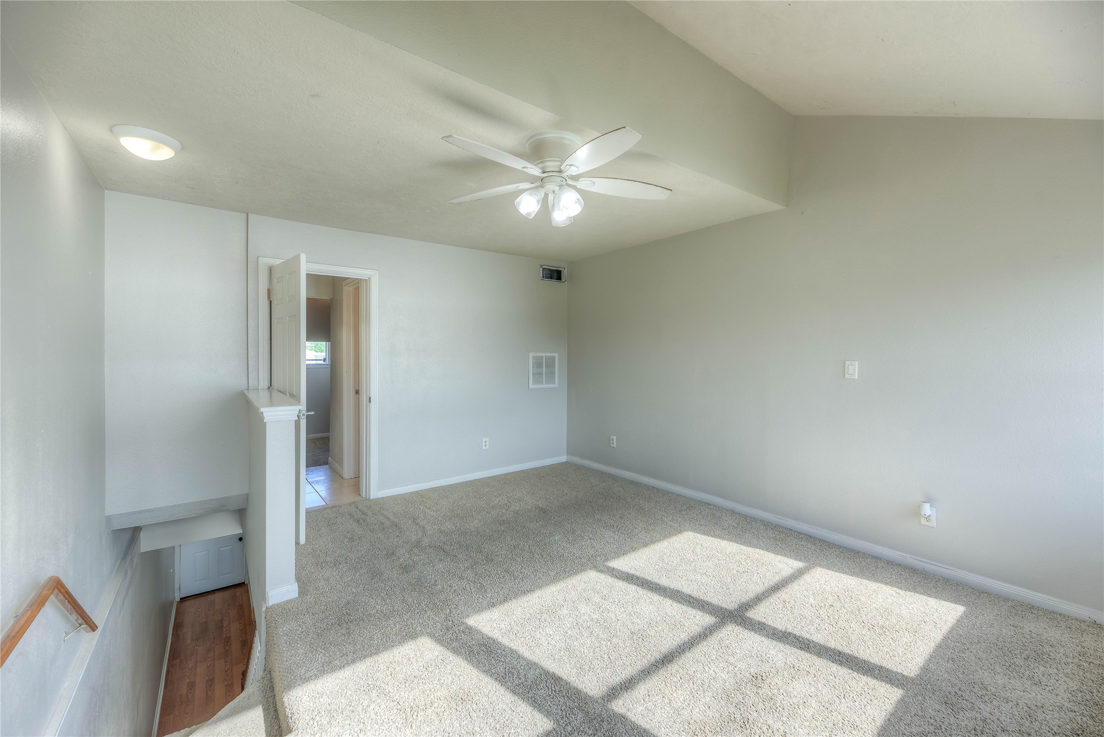 445 Carolcrest Lane 422 Property Photo 12