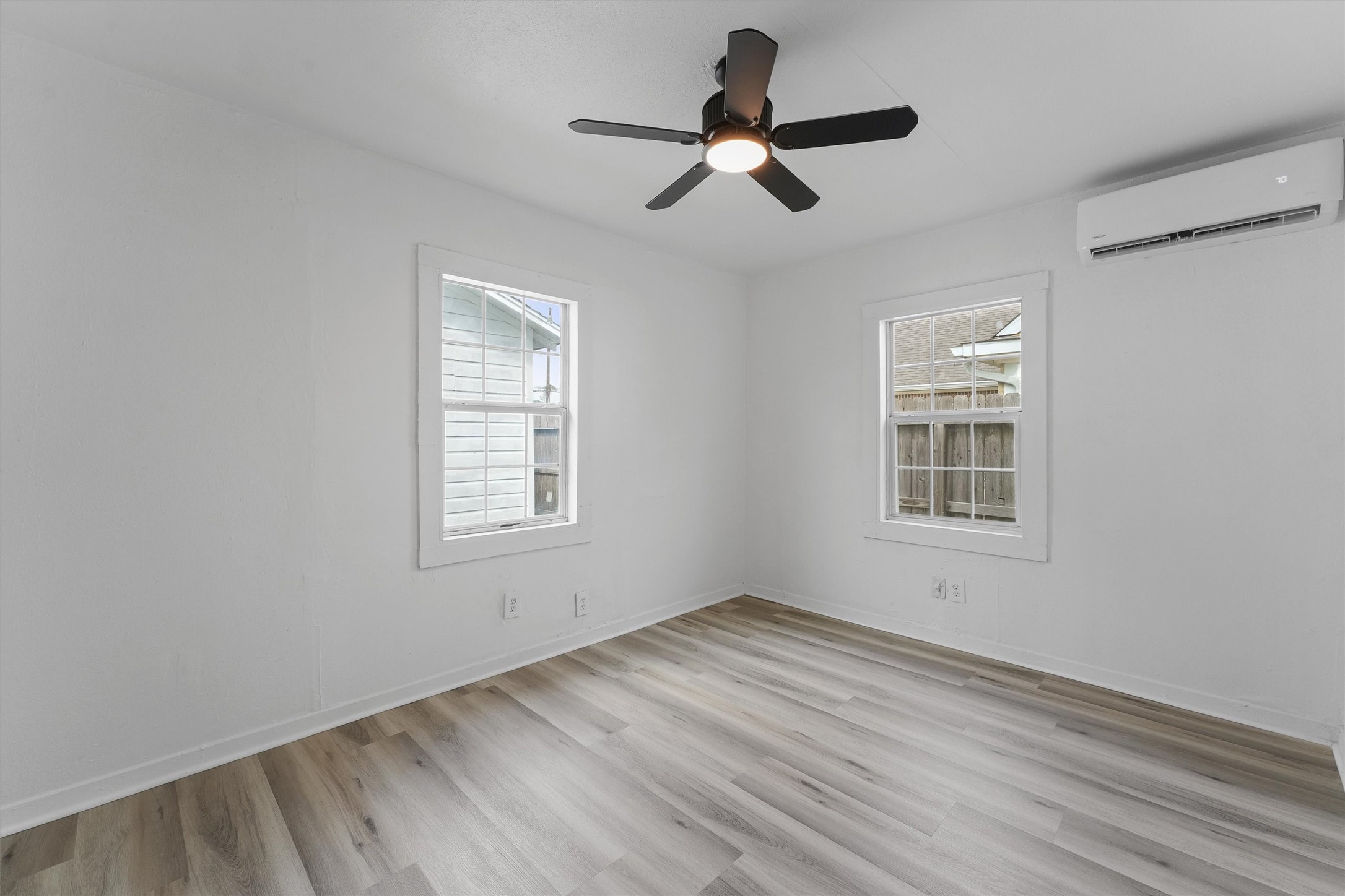 8514 Spaulding Street Property Photo 10