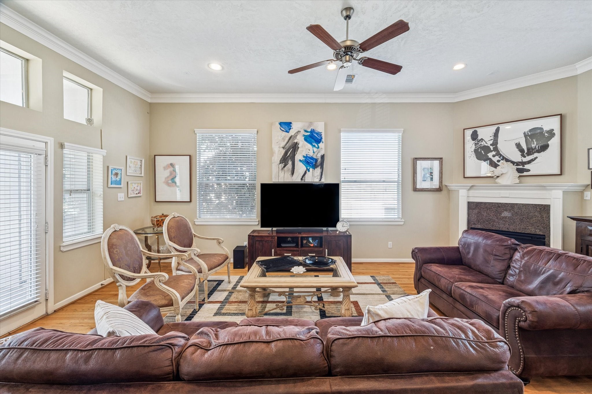 5507 Kansas Street Property Photo 7