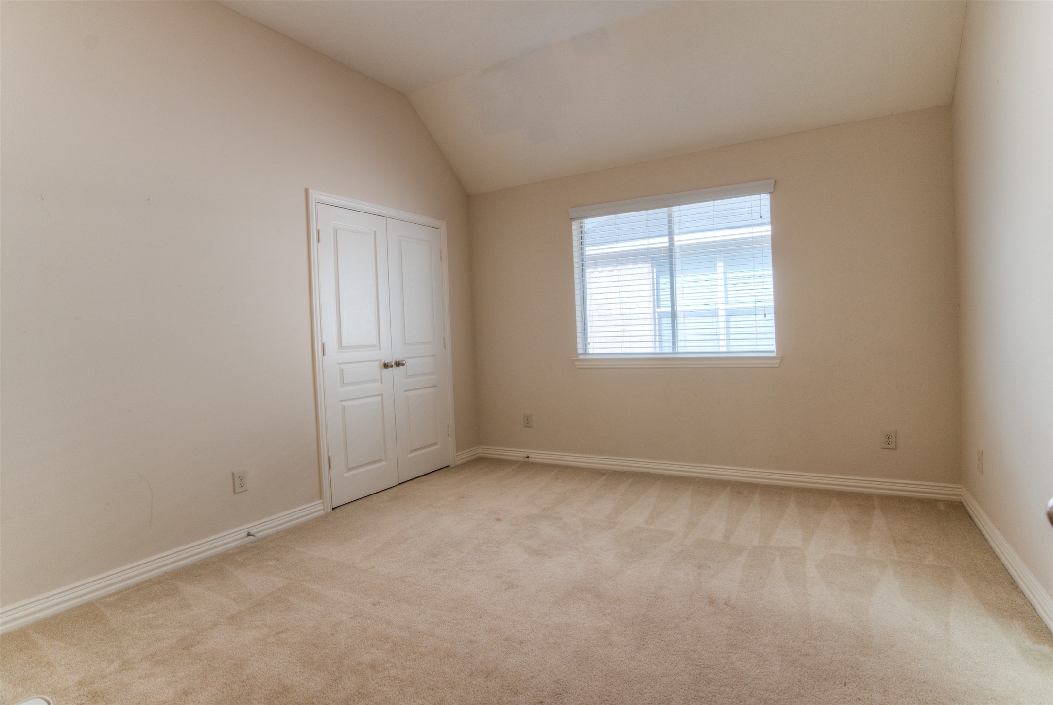 2239 Alassio Isle Court Property Photo 34