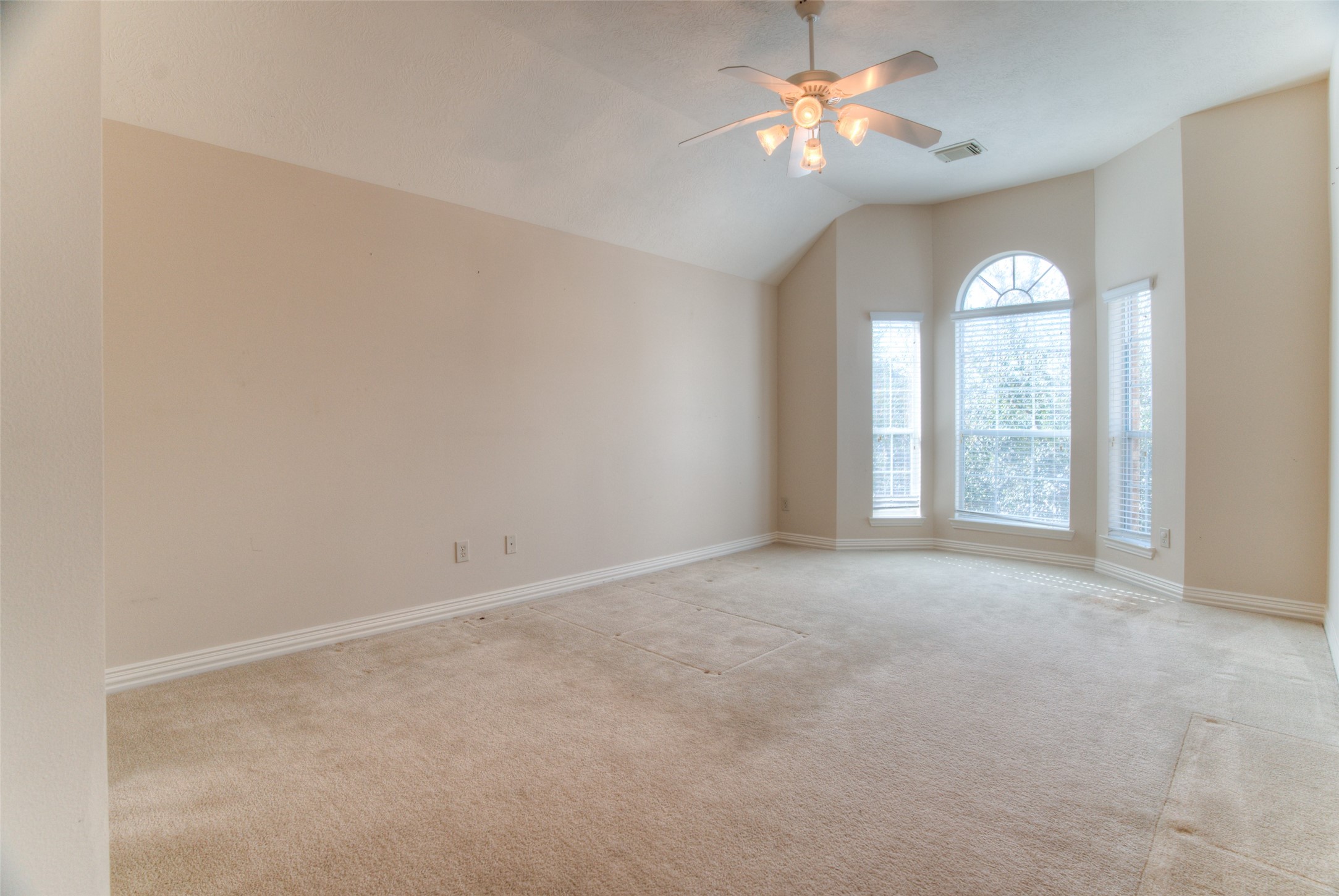 2239 Alassio Isle Court Property Photo 38