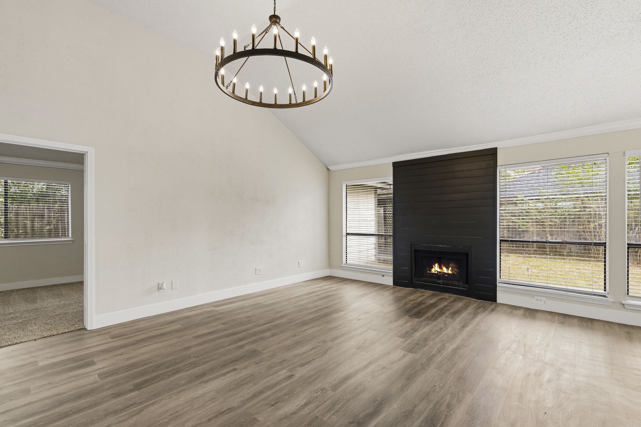 1019 Margate Court Property Photo 4