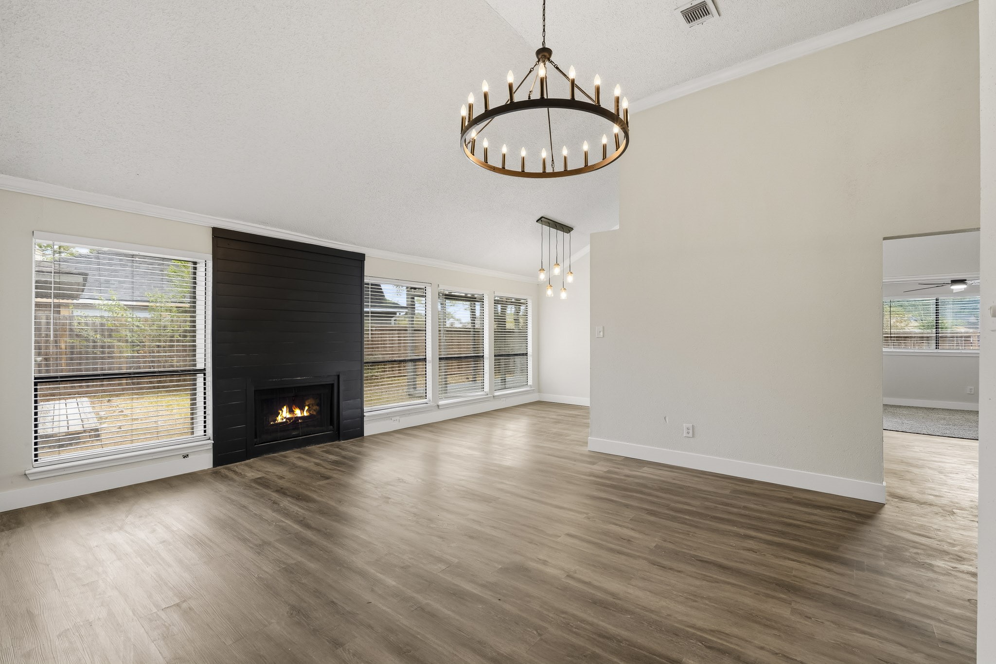 1019 Margate Court Property Photo 5