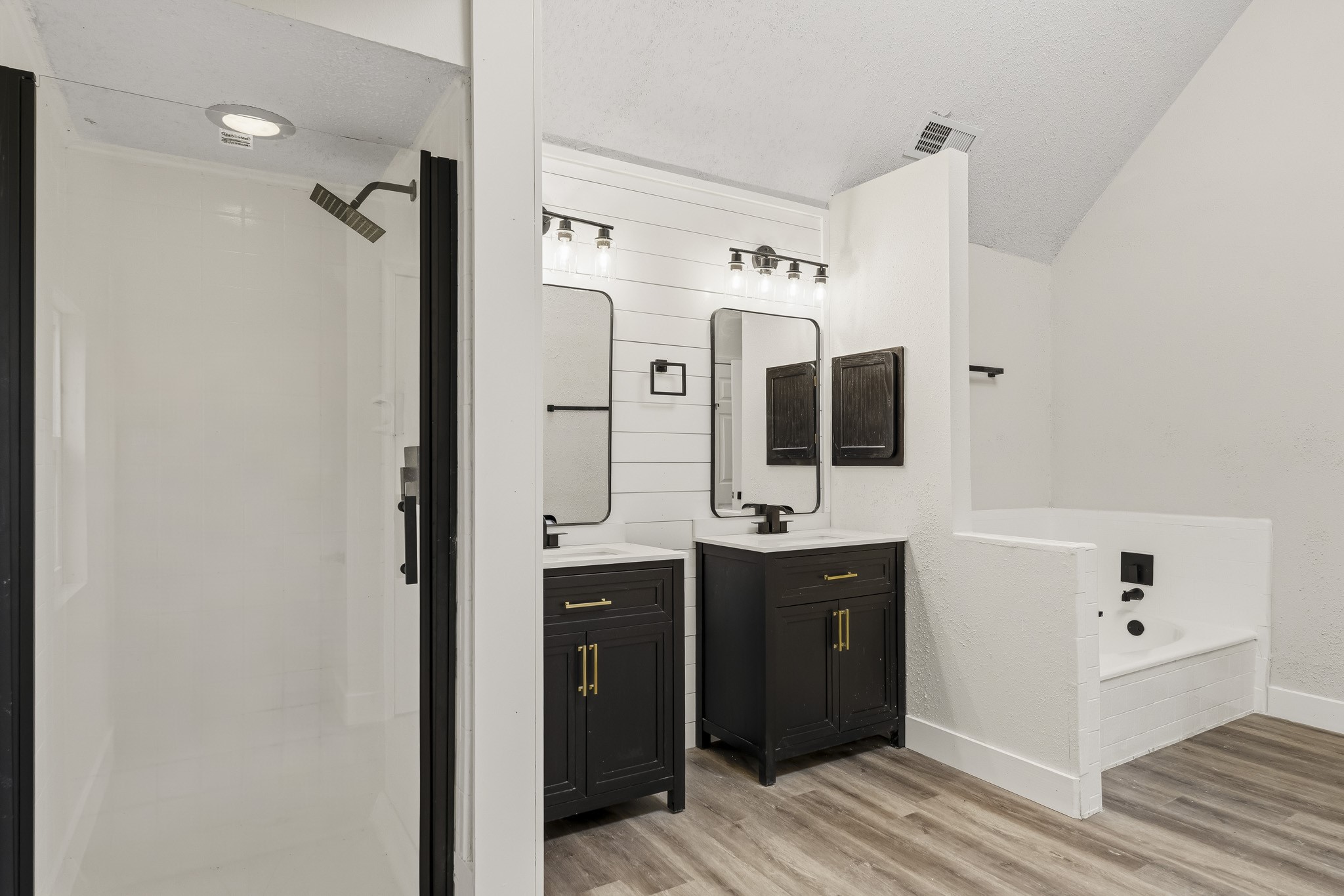 1019 Margate Court Property Photo 24