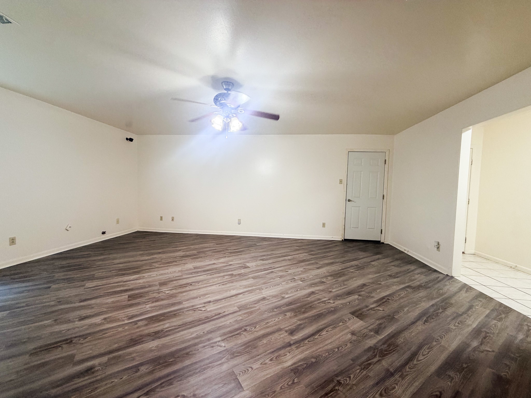 1708 Shawnee St Property Photo 4