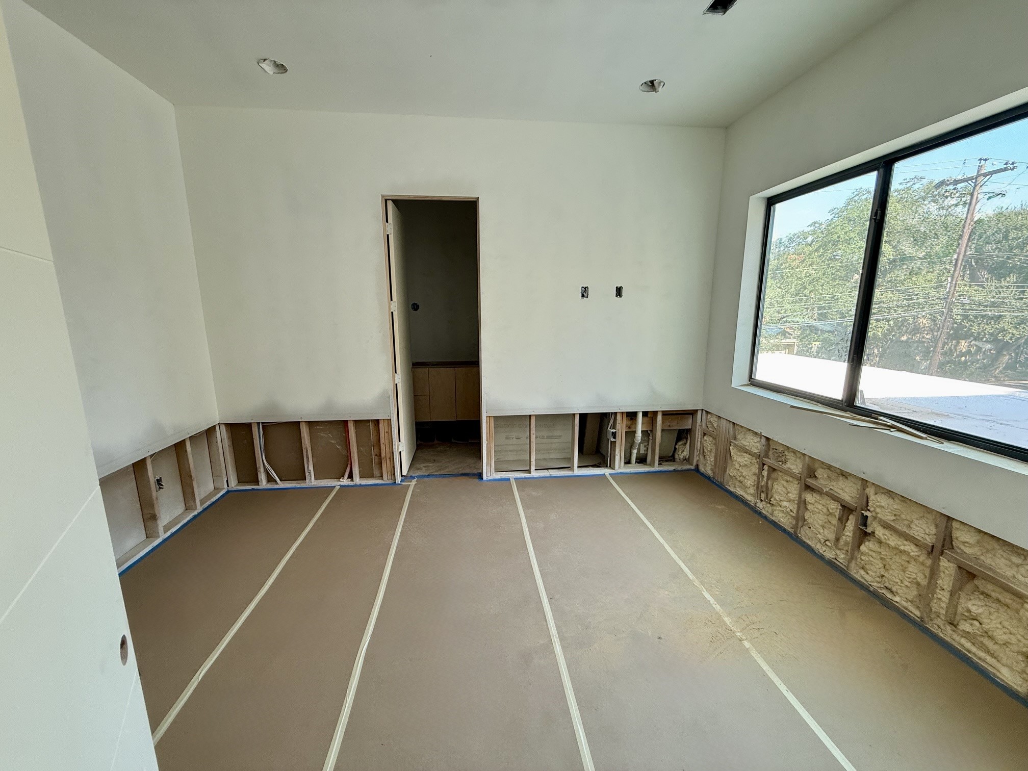 1701 Banks Street Property Photo 13