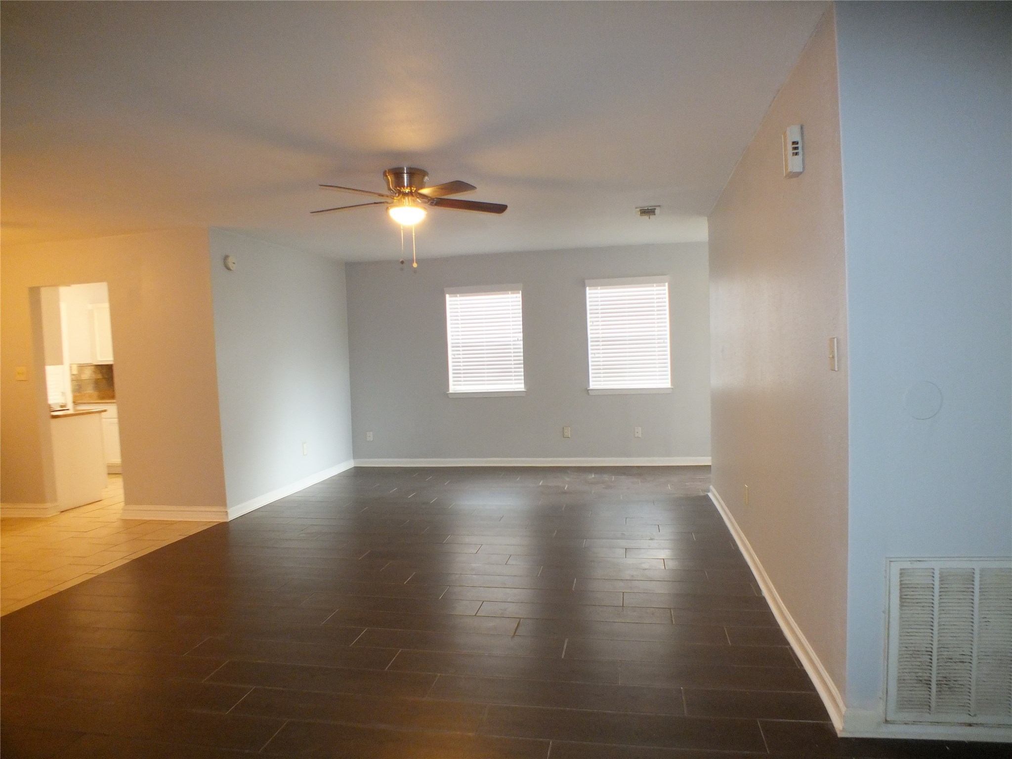 3321 Scotch Moss Lane Property Photo 2