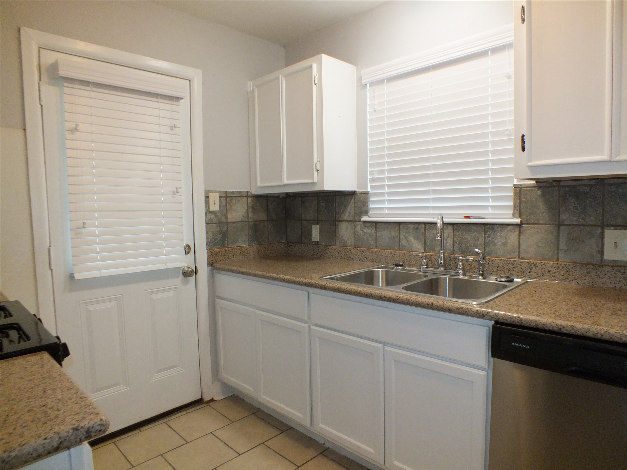 3321 Scotch Moss Lane Property Photo 5