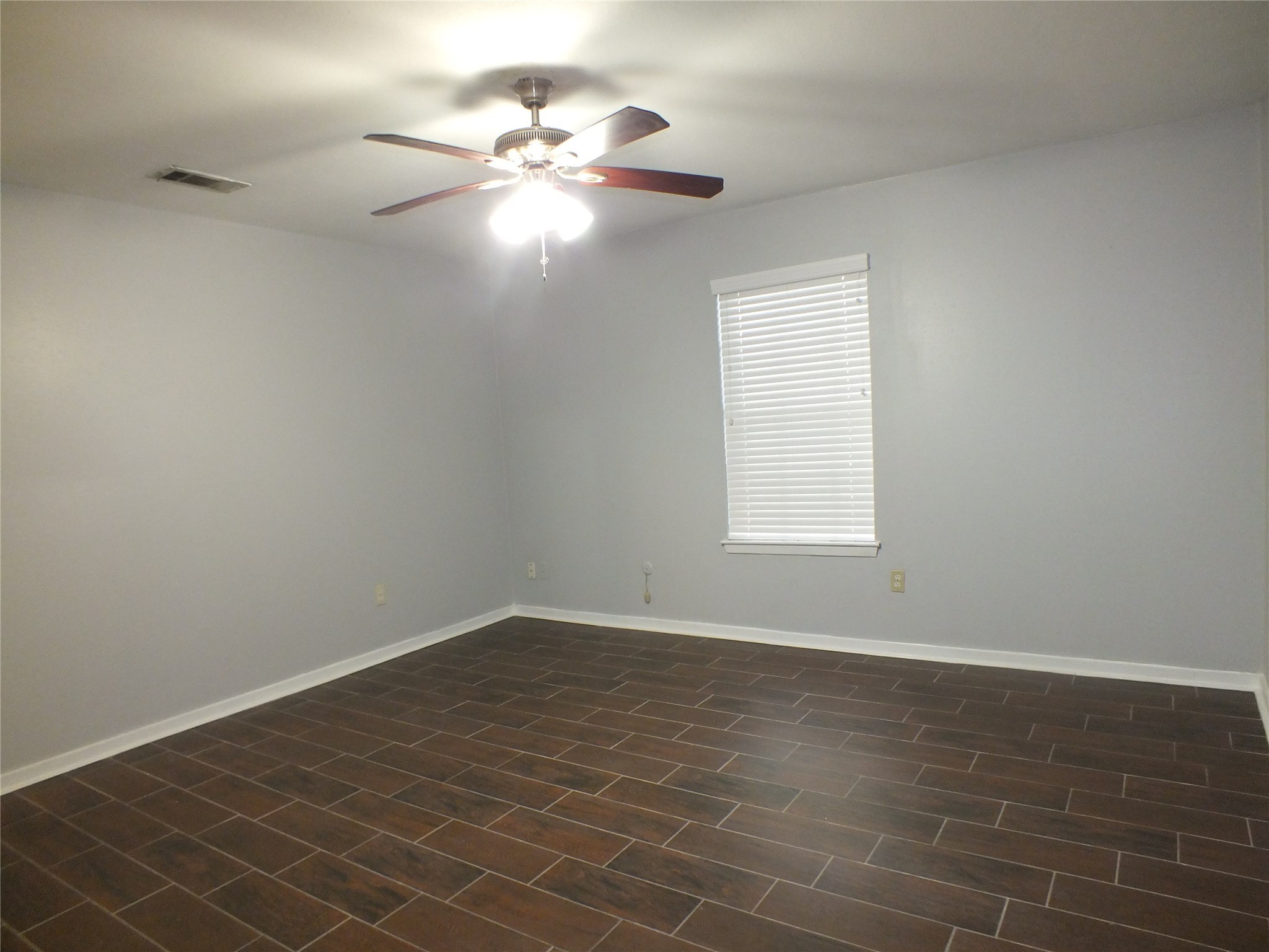 3321 Scotch Moss Lane Property Photo 7