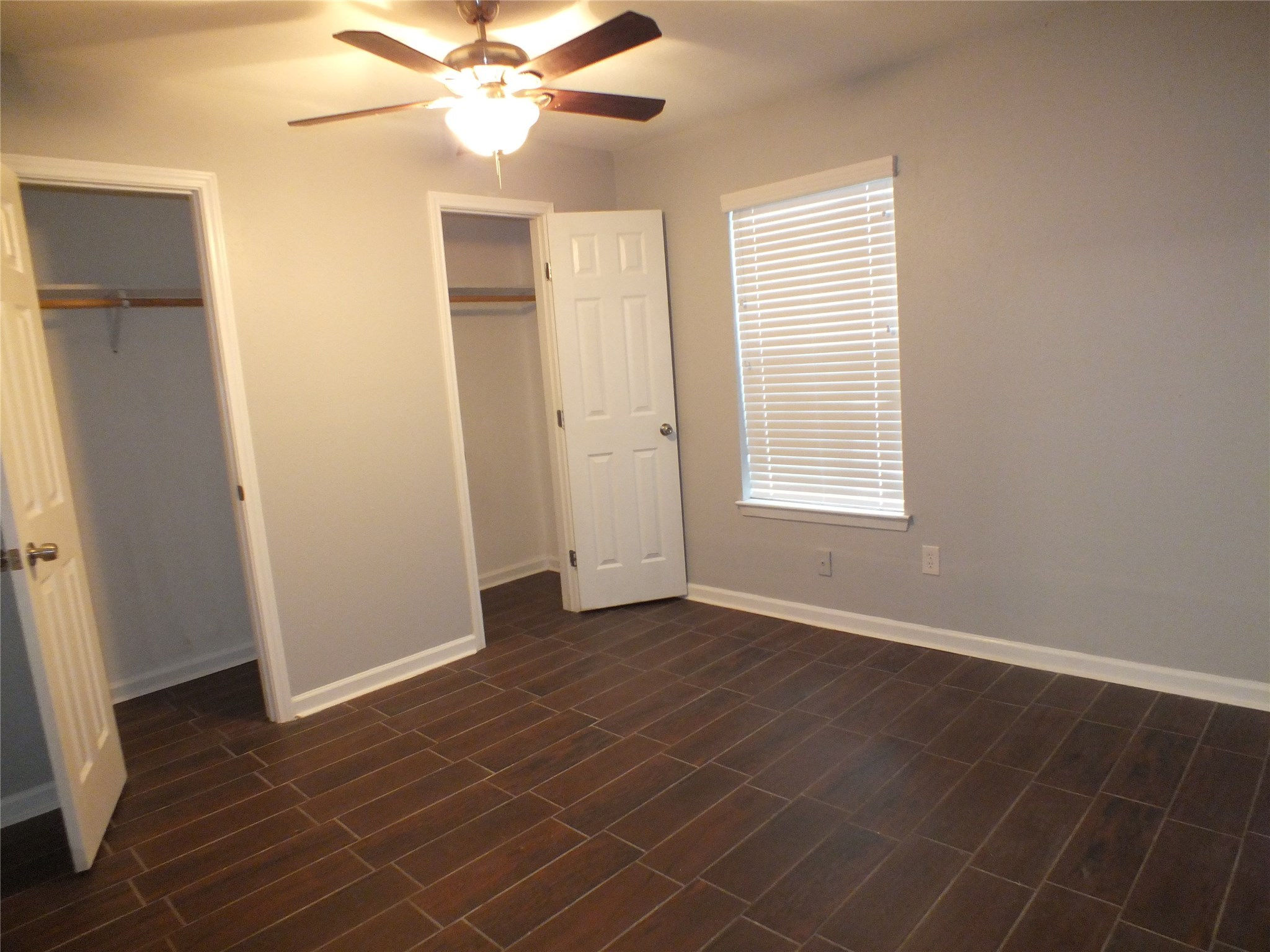 3321 Scotch Moss Lane Property Photo 9