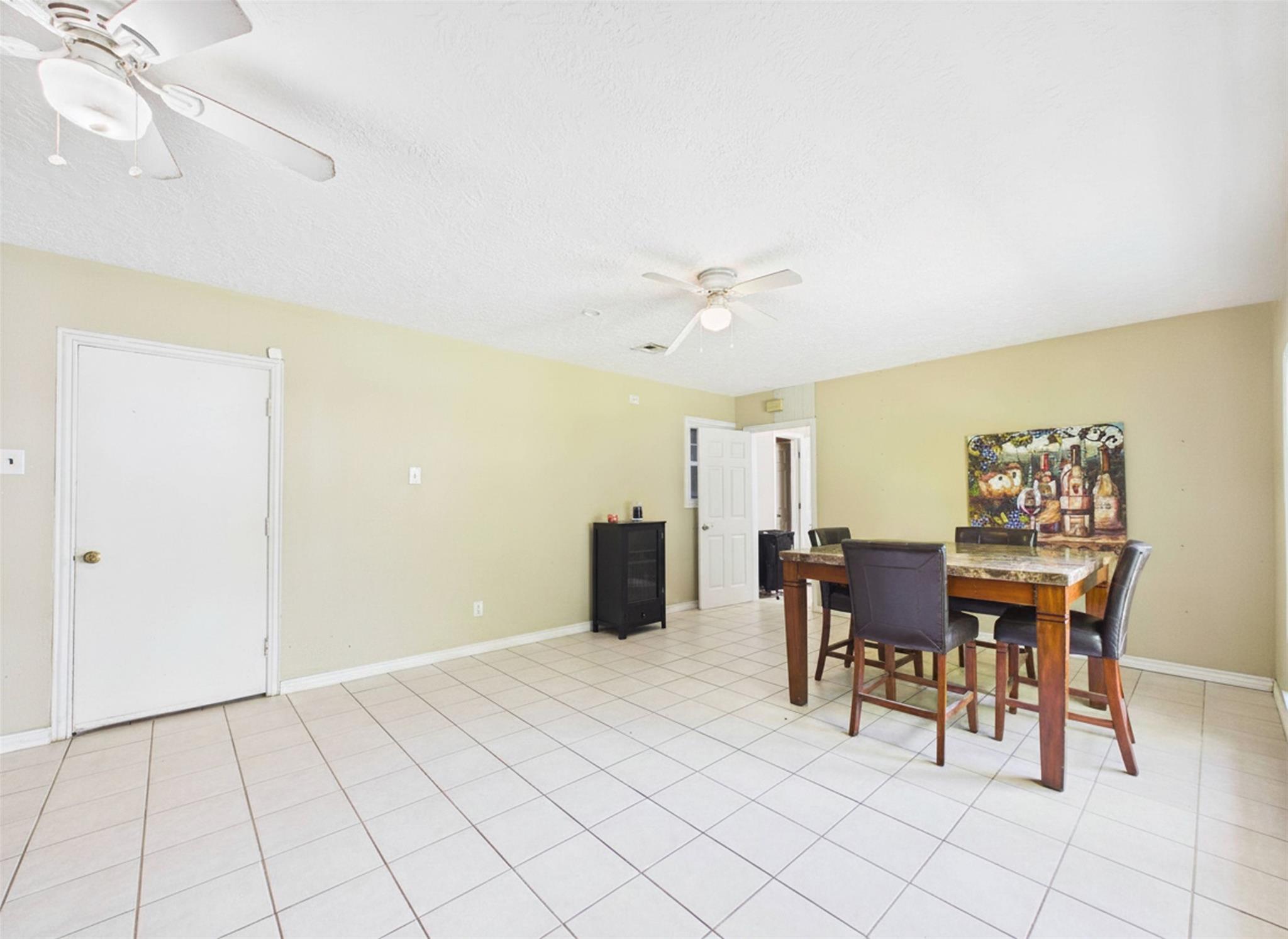 505 S Circle Drive, Baytown Tx 77520 Property Photo 22