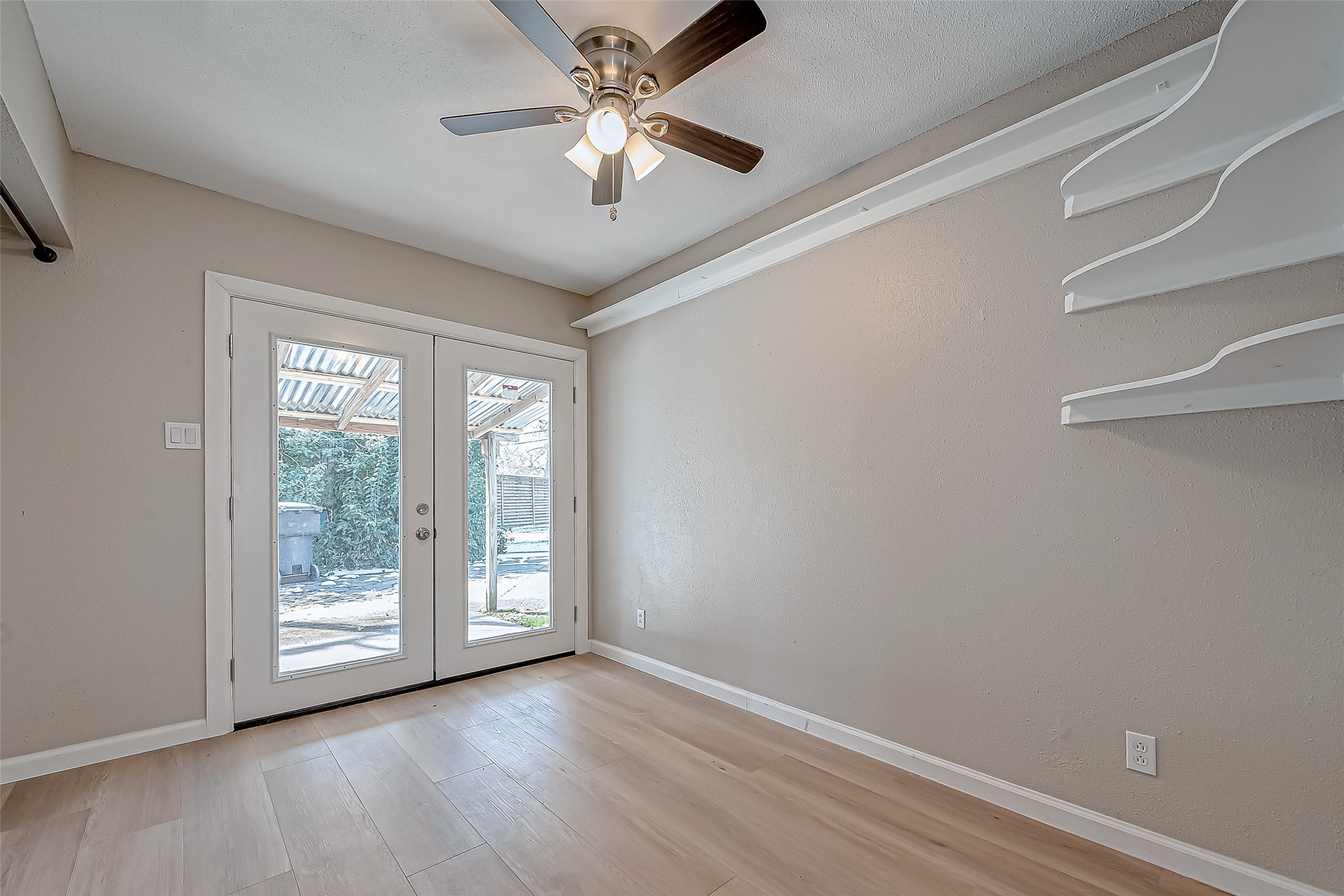 7315 Housman Street Property Photo 22