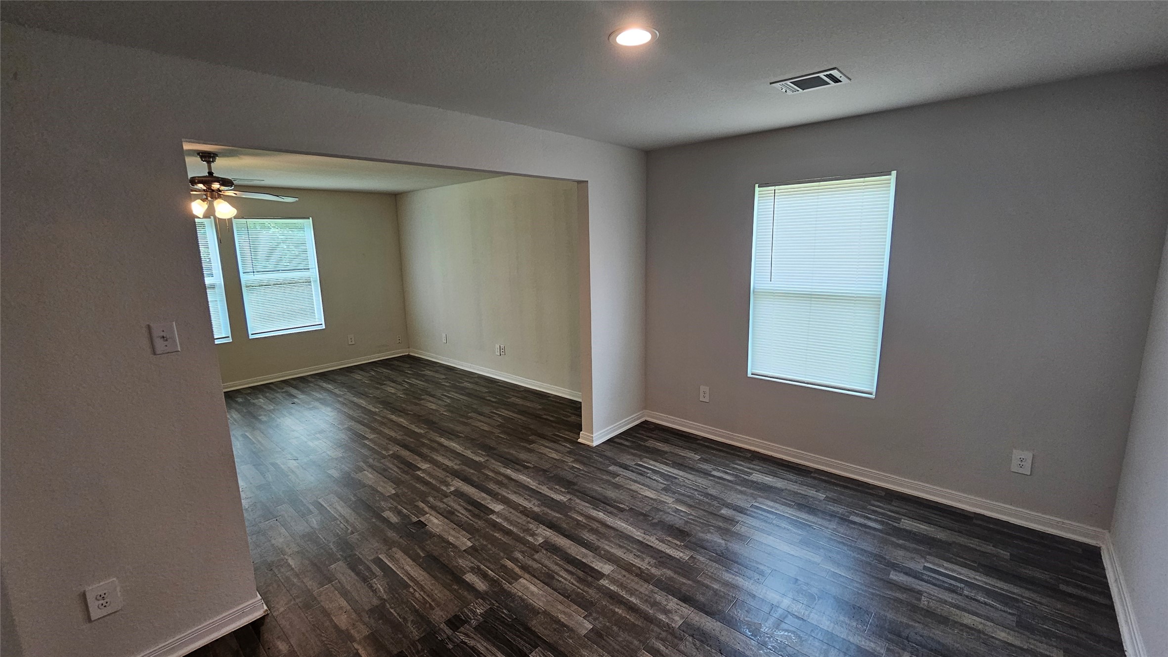14210 Green Wing Circle Property Photo 2