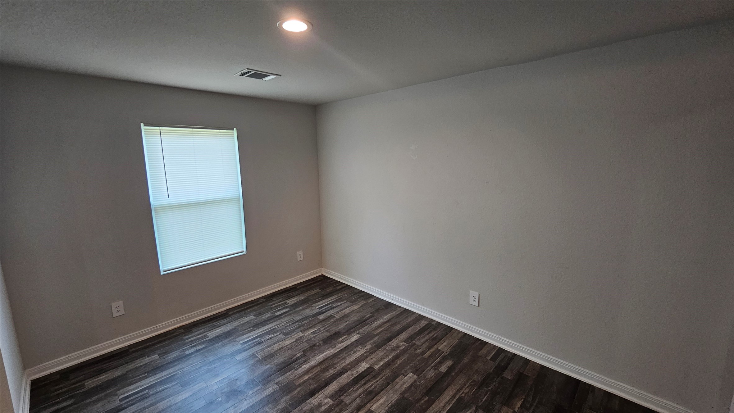 14210 Green Wing Circle Property Photo 5