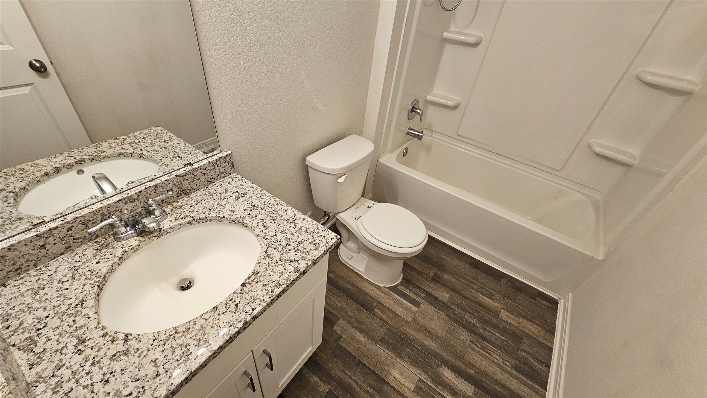 14210 Green Wing Circle Property Photo 17