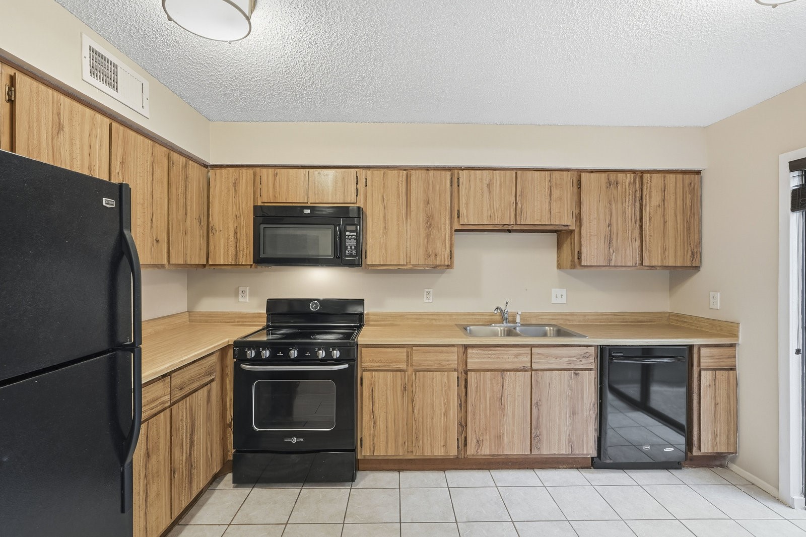 3168 Windchase Boulevard 464 Property Photo 9