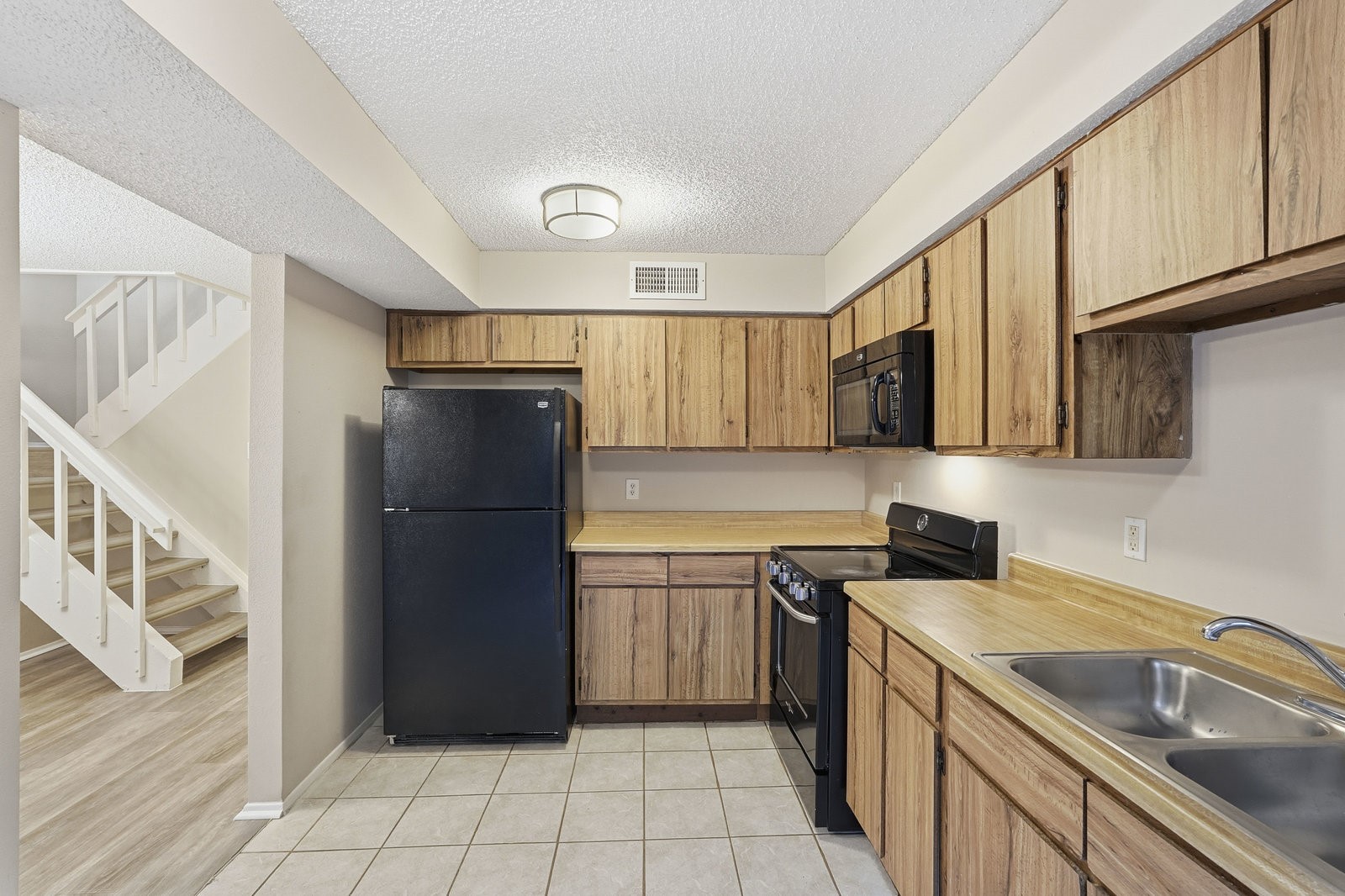 3168 Windchase Boulevard 464 Property Photo 10