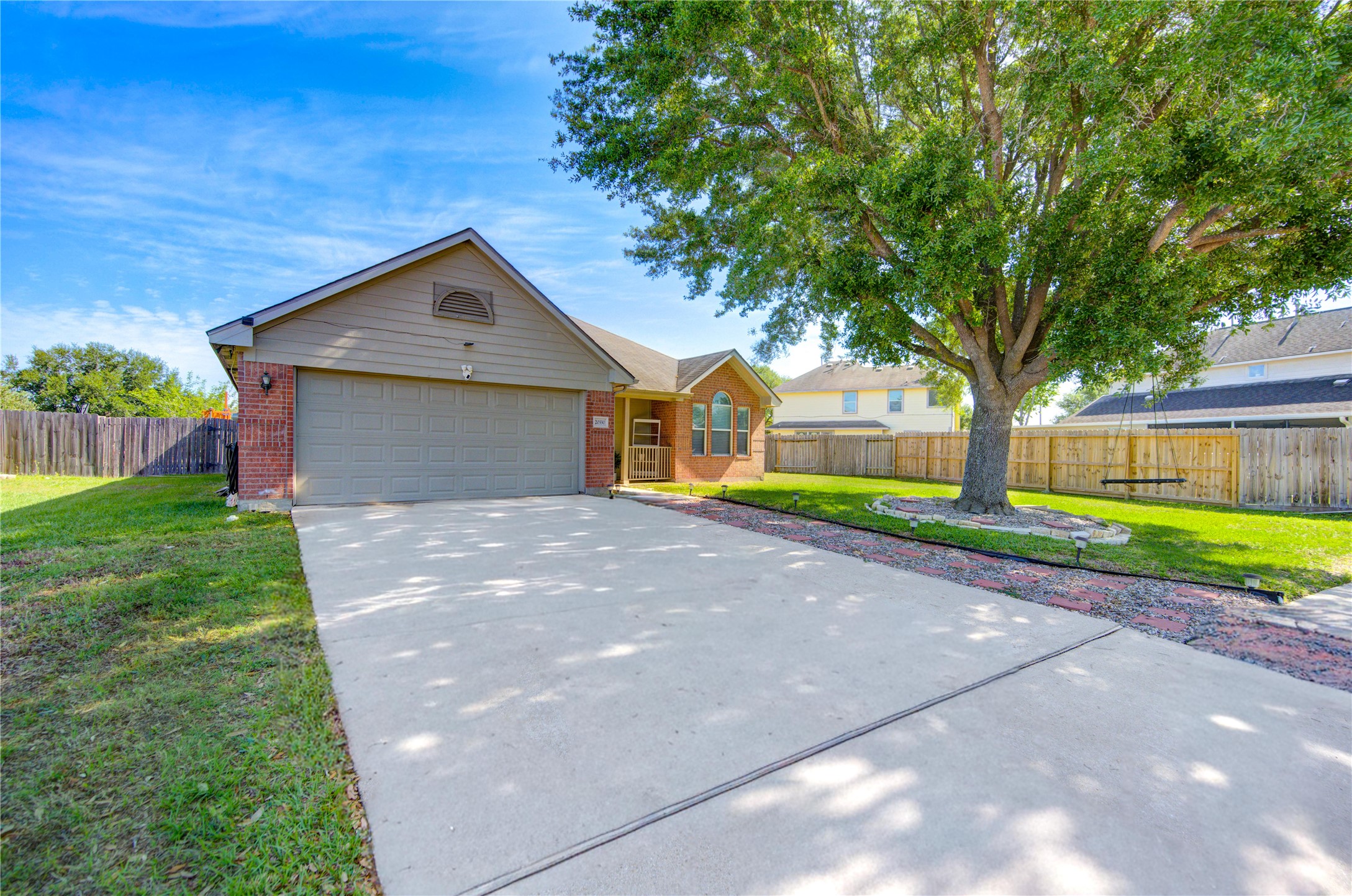 20330 Desert Willow Drive Property Photo 3
