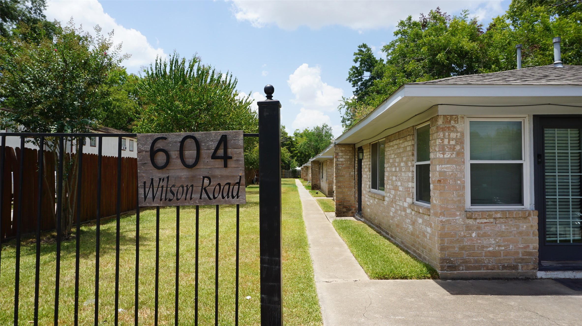 604 Wilson Road 8 Property Photo 2