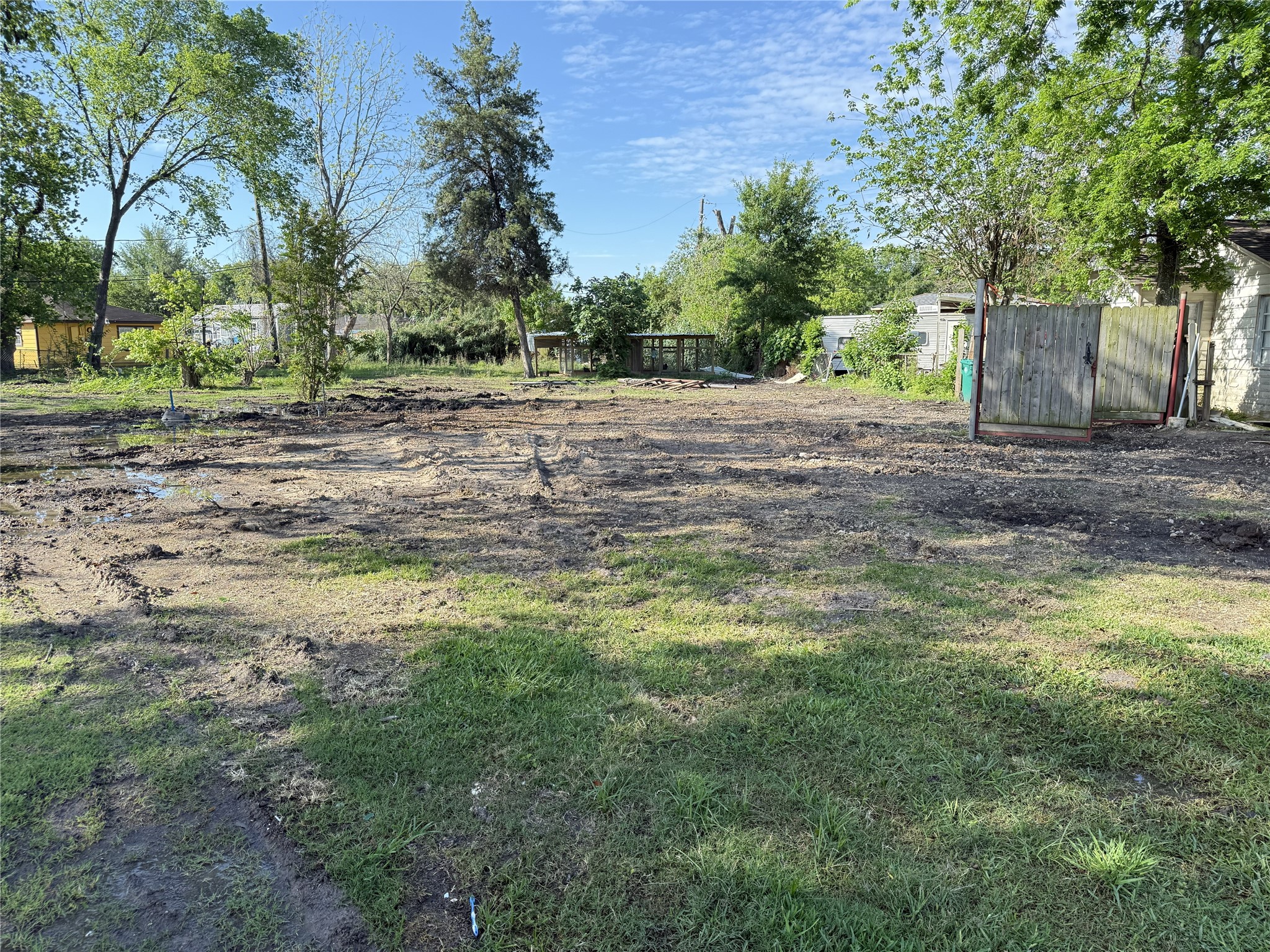 1616 Red Bluff Court Property Photo 1
