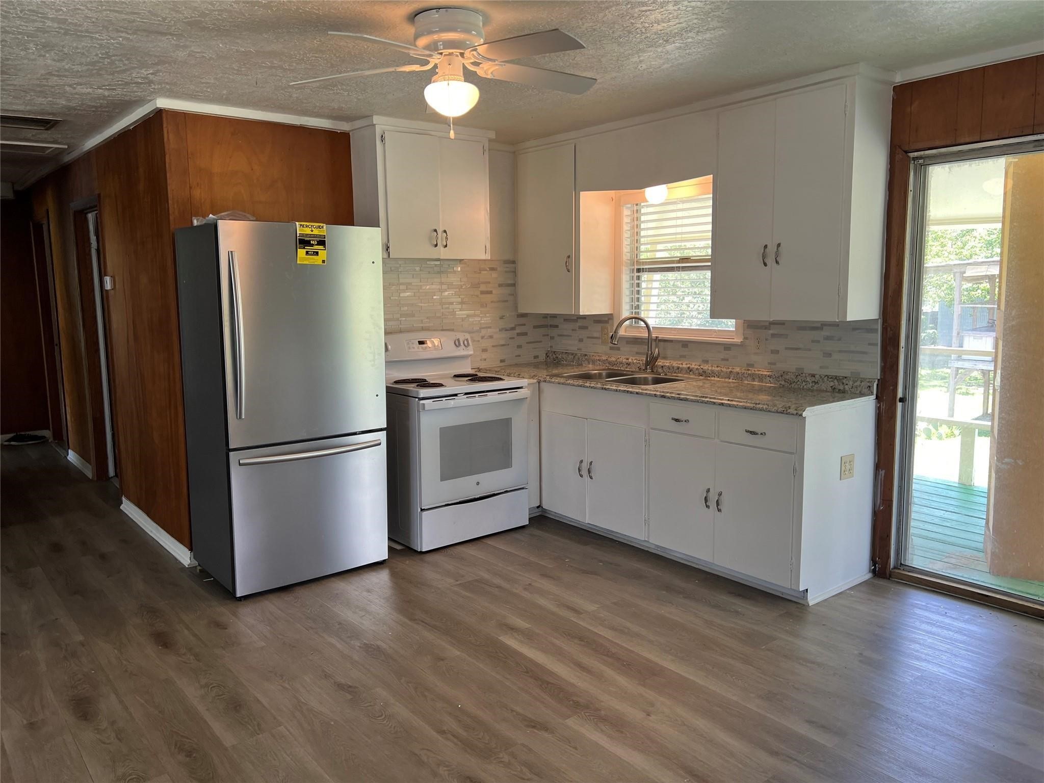 215 13th Street Property Photo 3
