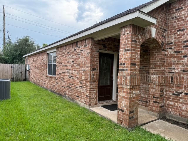 13212 Castlewind Lane Property Photo 3