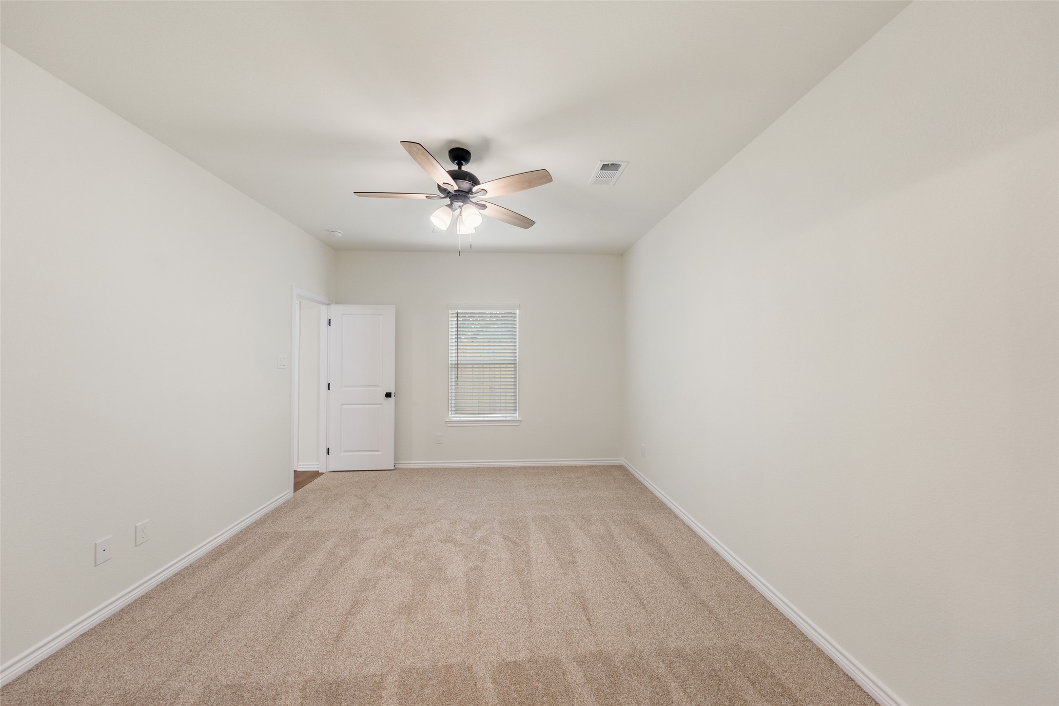 313 N Woodson Street Property Photo 15