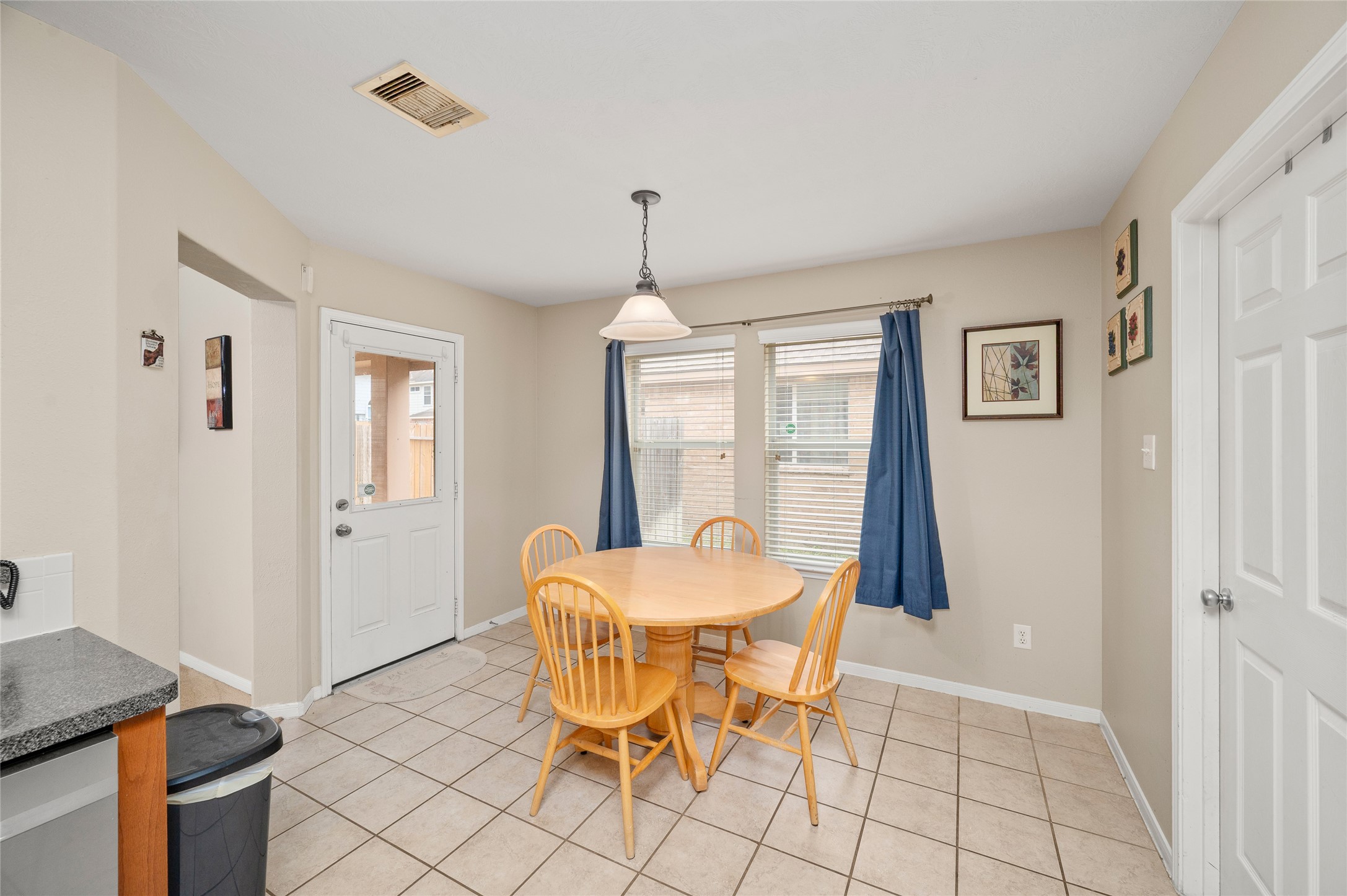 24502 Cobble Canyon Lane Property Photo 9