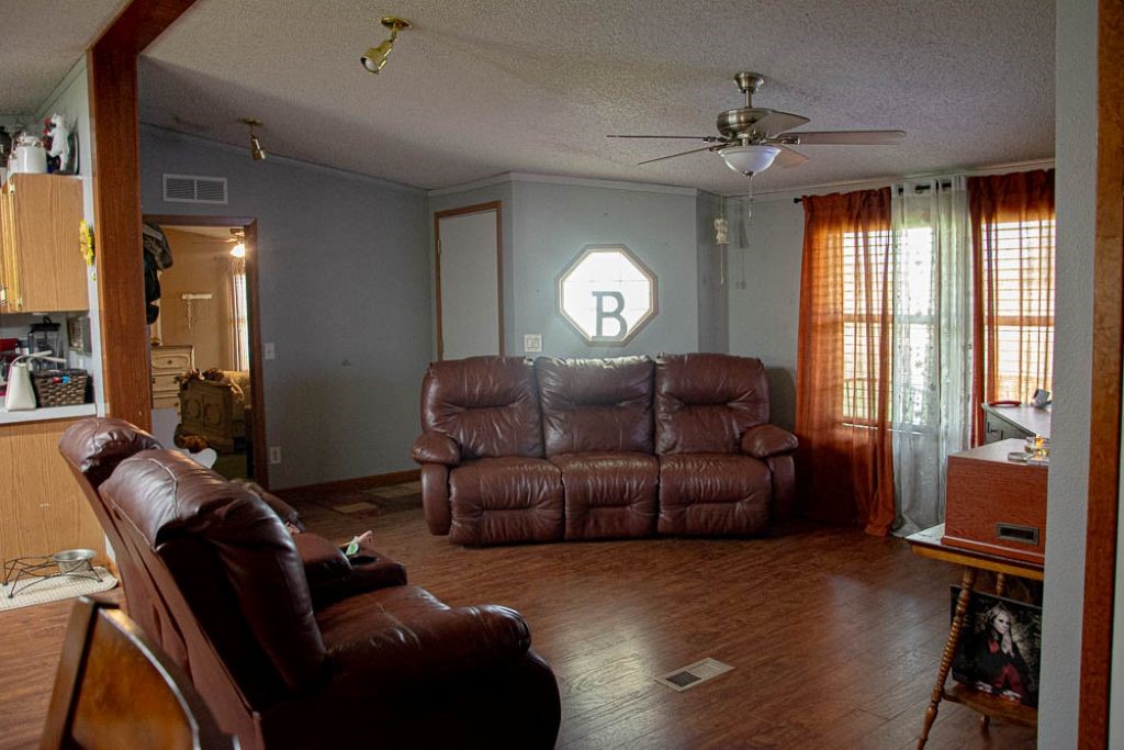 1766 Fm 2104 Property Photo 4