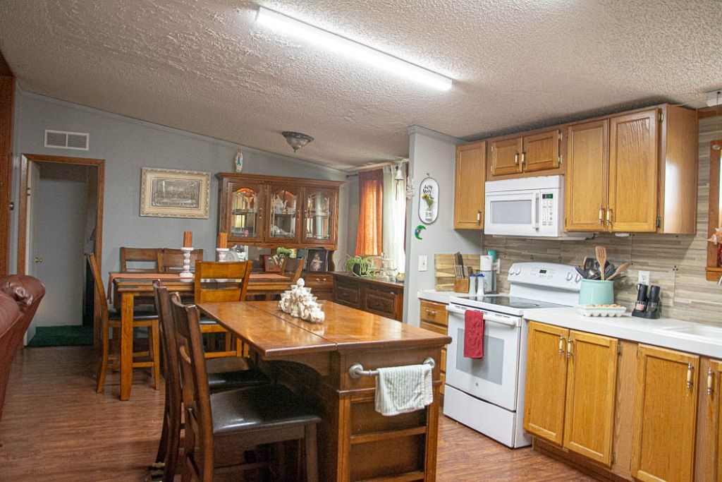 1766 Fm 2104 Property Photo 9