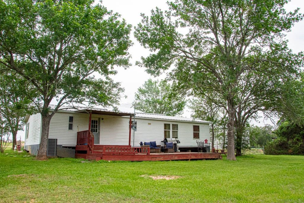 1766 Fm 2104 Property Photo 19