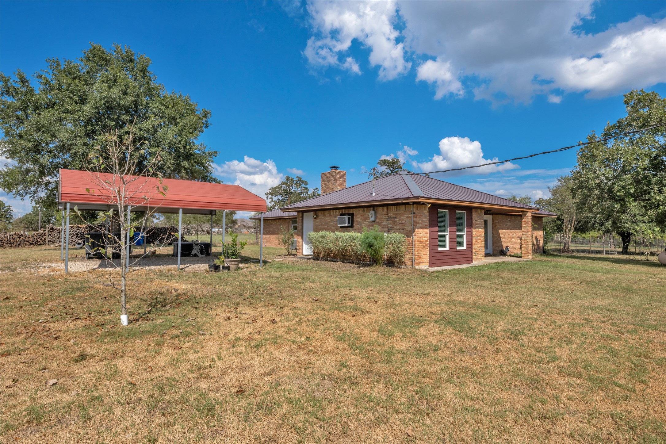 10337 County Road 174 Property Photo 3
