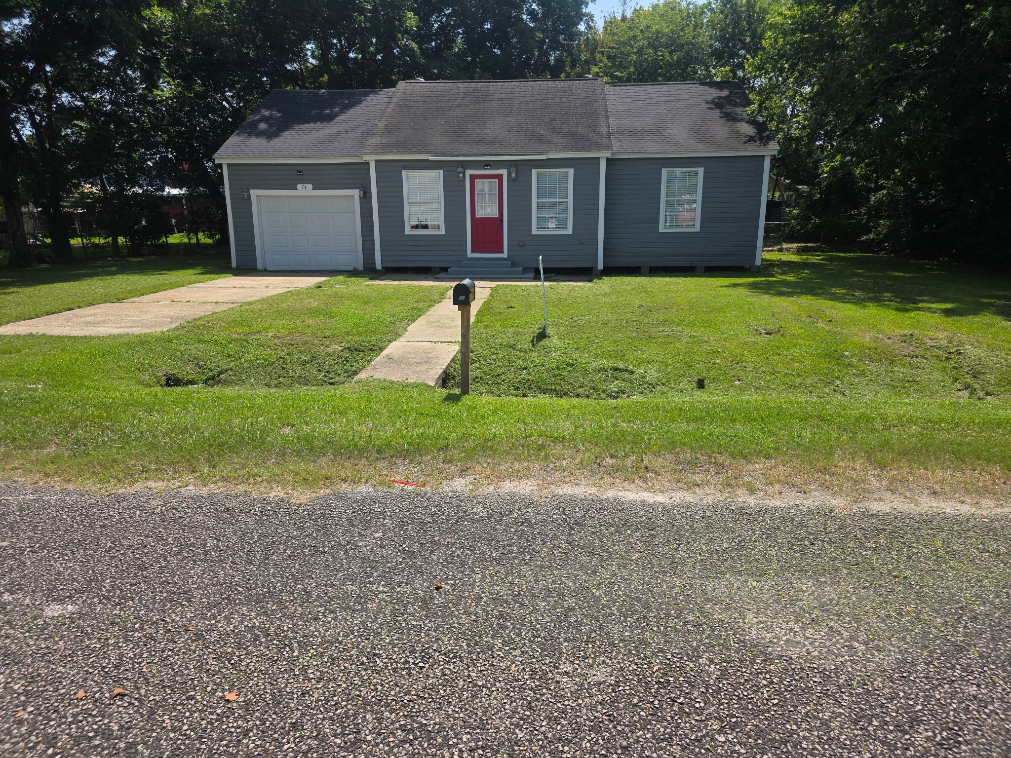74 County Road 2415 Property Photo 1
