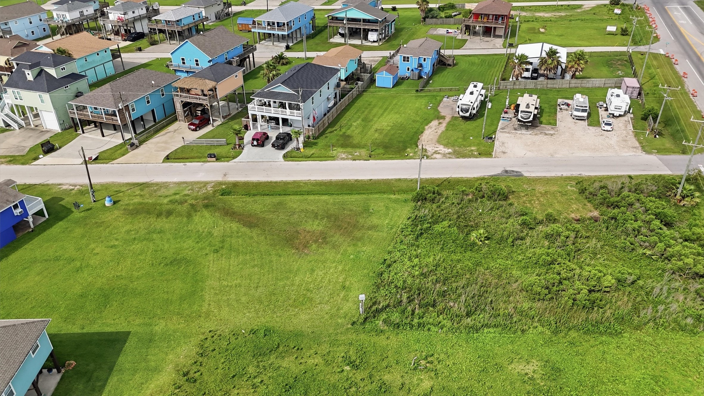 982 S Cove Property Photo 4