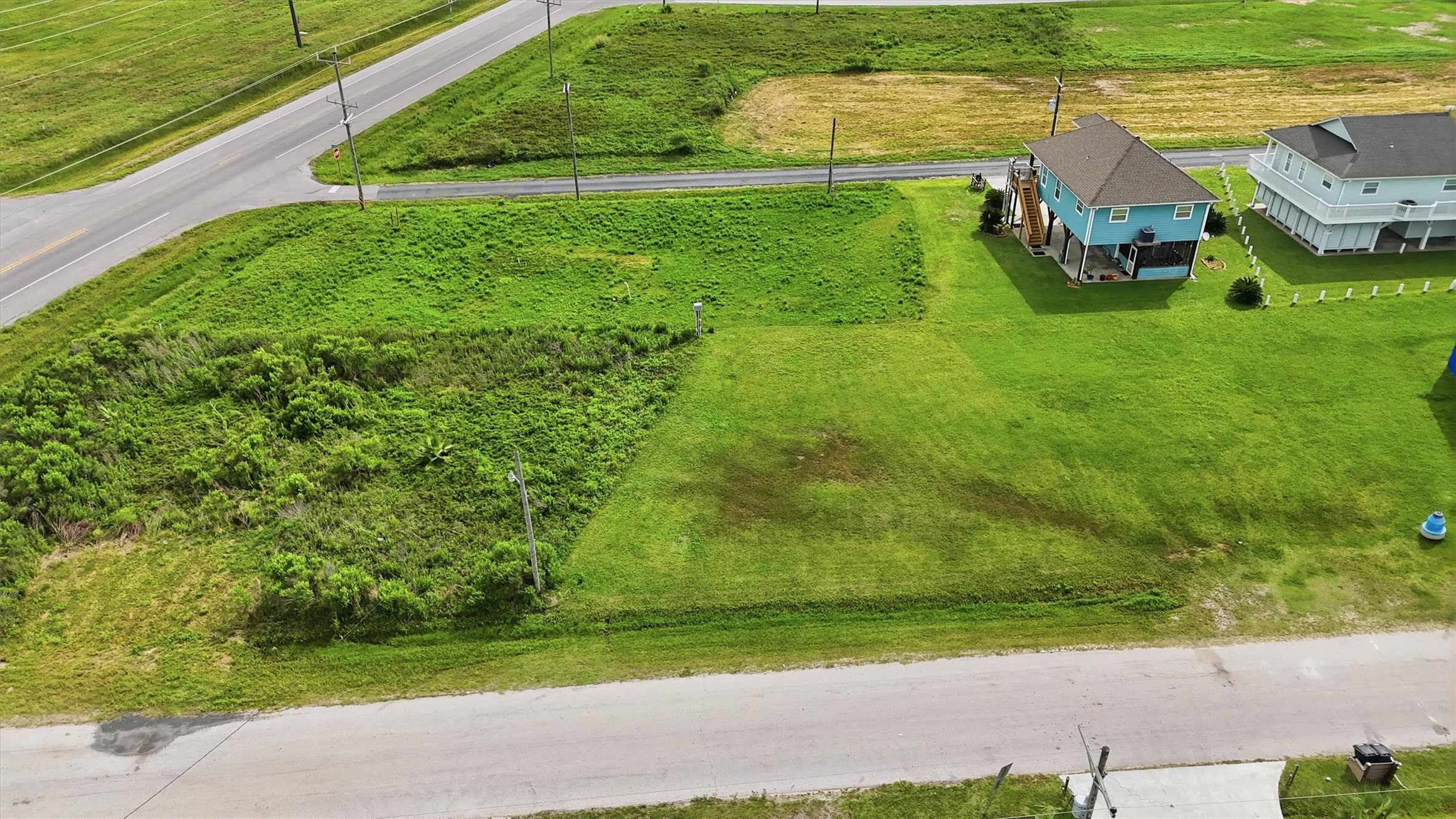 982 S Cove Property Photo 7