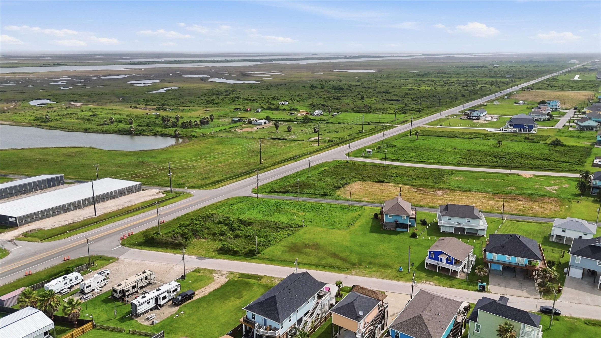 982 S Cove Property Photo 13