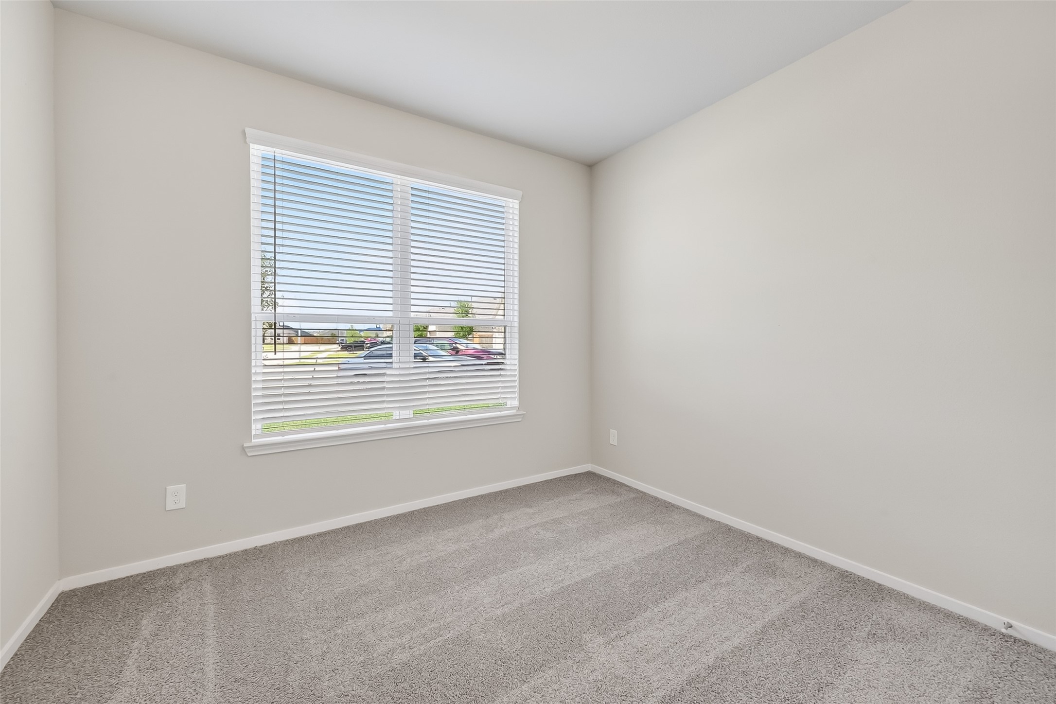 12615 Canyon Falls Boulevard Property Photo 24