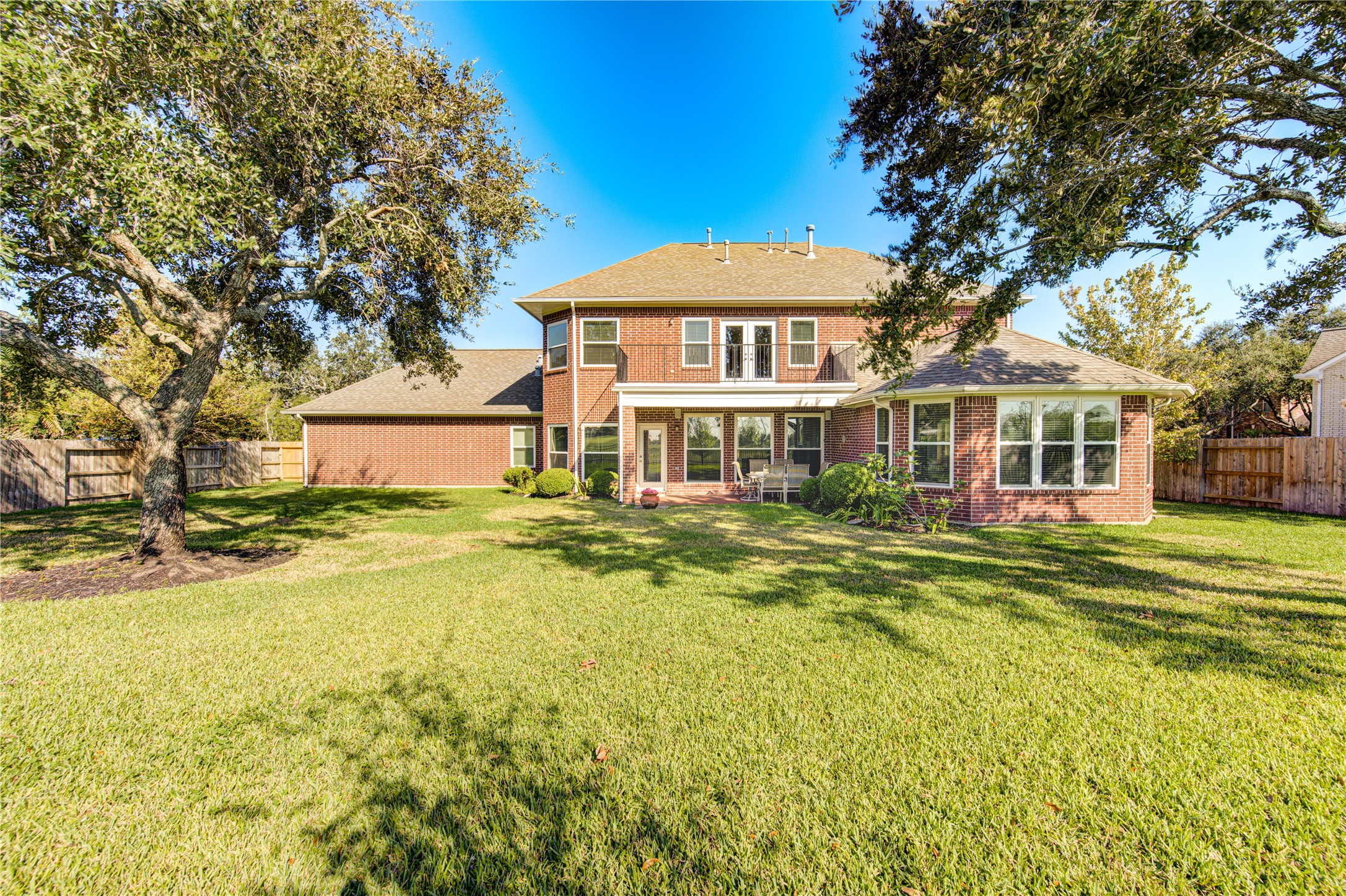 2611 Winston Court Property Photo 4