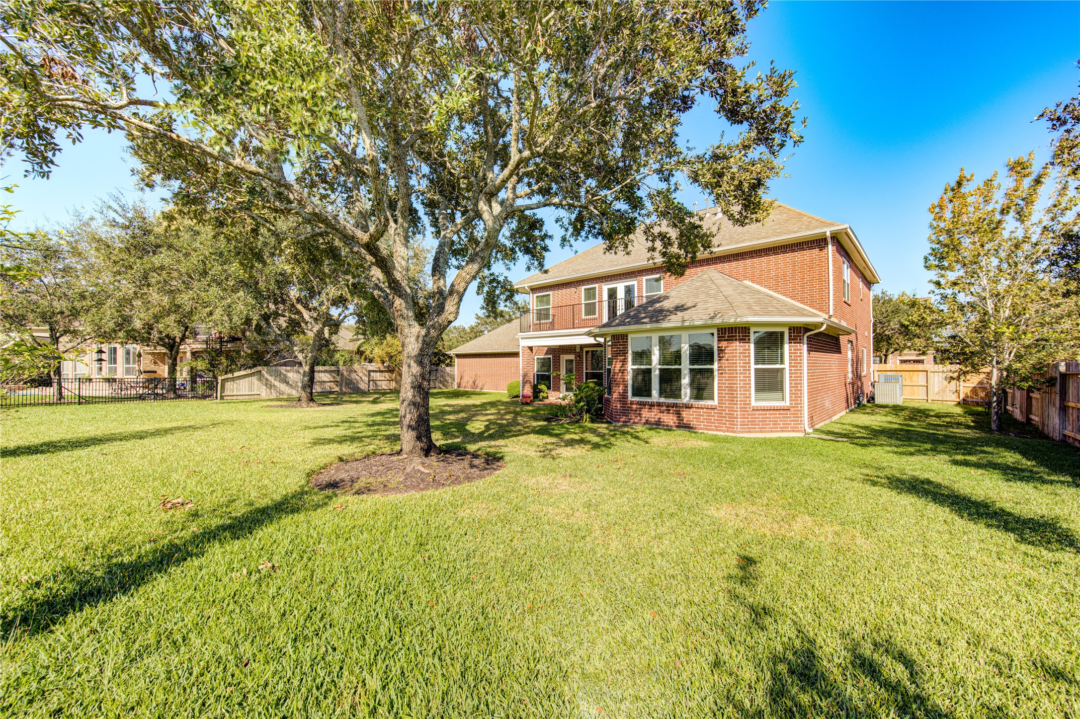 2611 Winston Court Property Photo 6