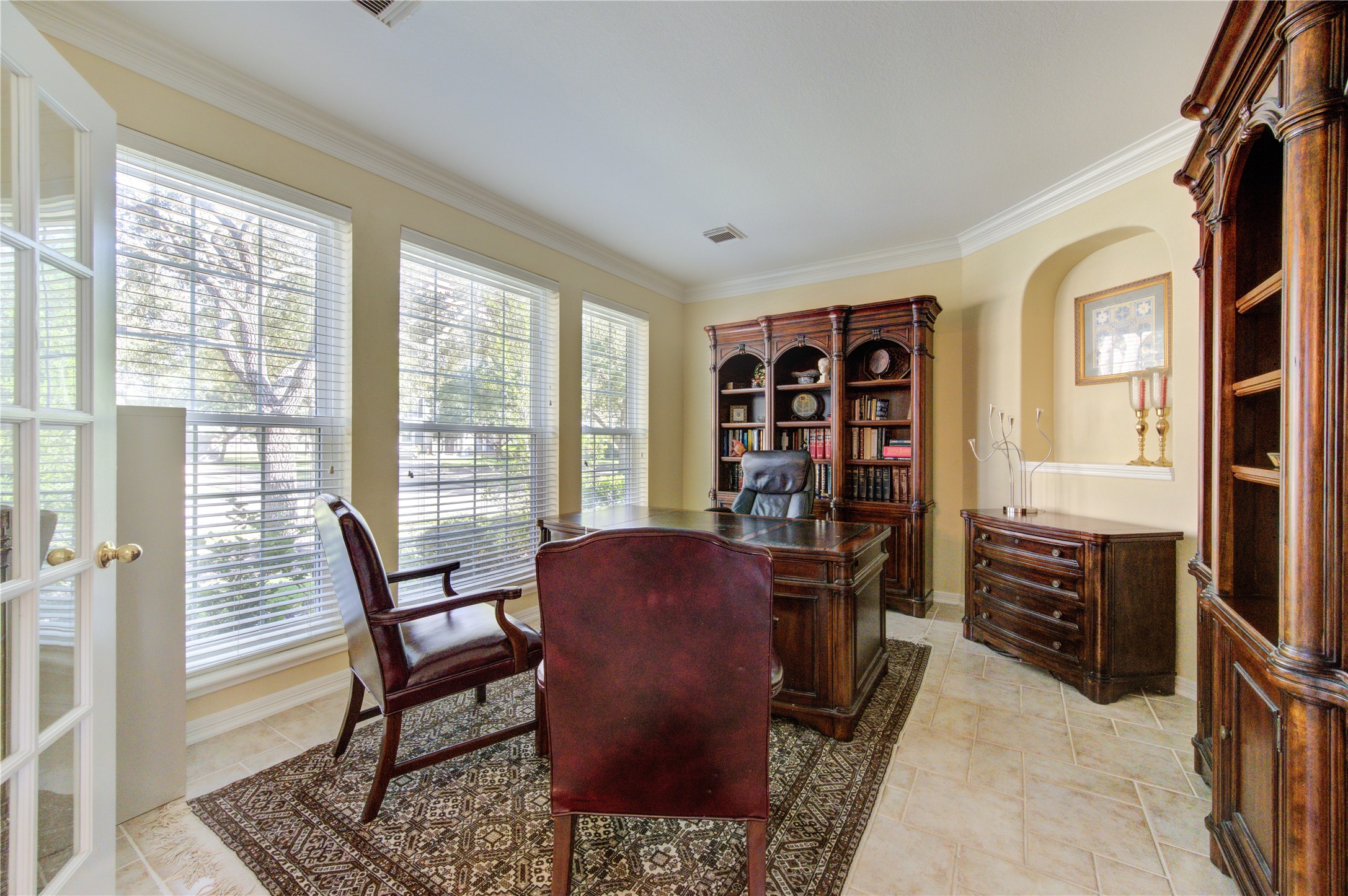 2611 Winston Court Property Photo 28