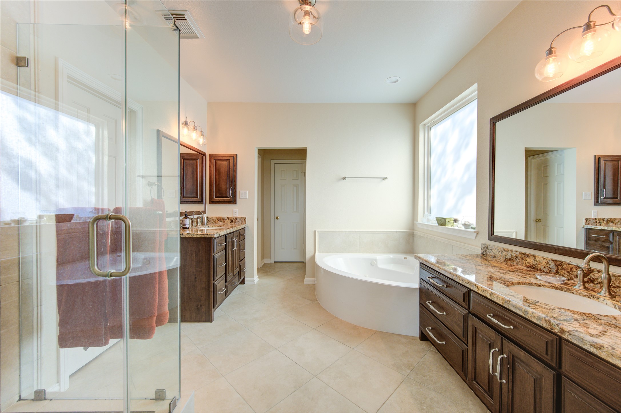 2611 Winston Court Property Photo 47