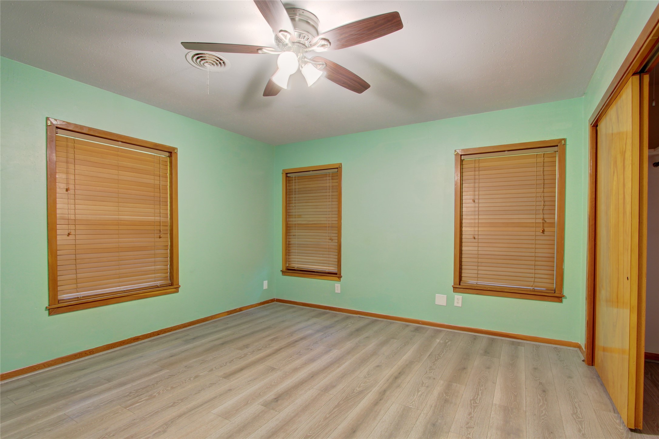 1904 Pine Street Property Photo 20
