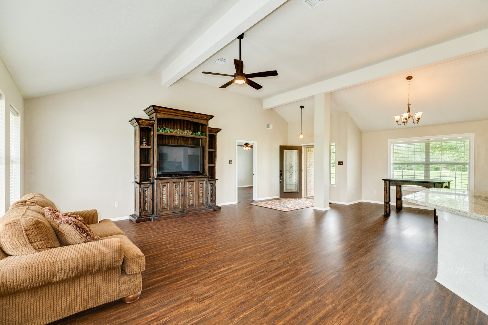 8403 S F Austin Road Property Photo 11