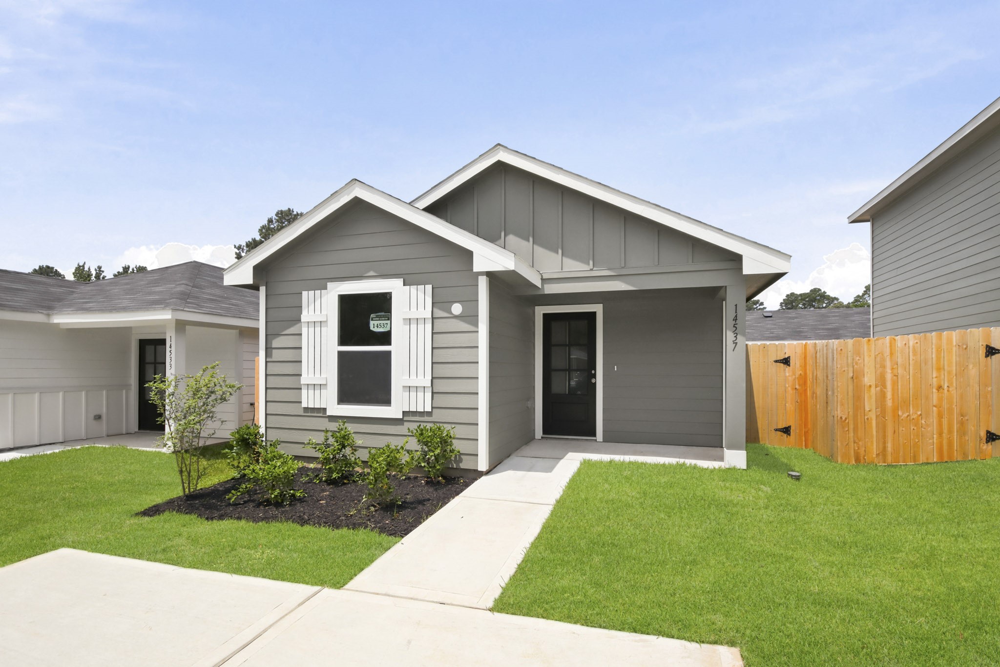 14537 William Trails Drive Property Photo 1
