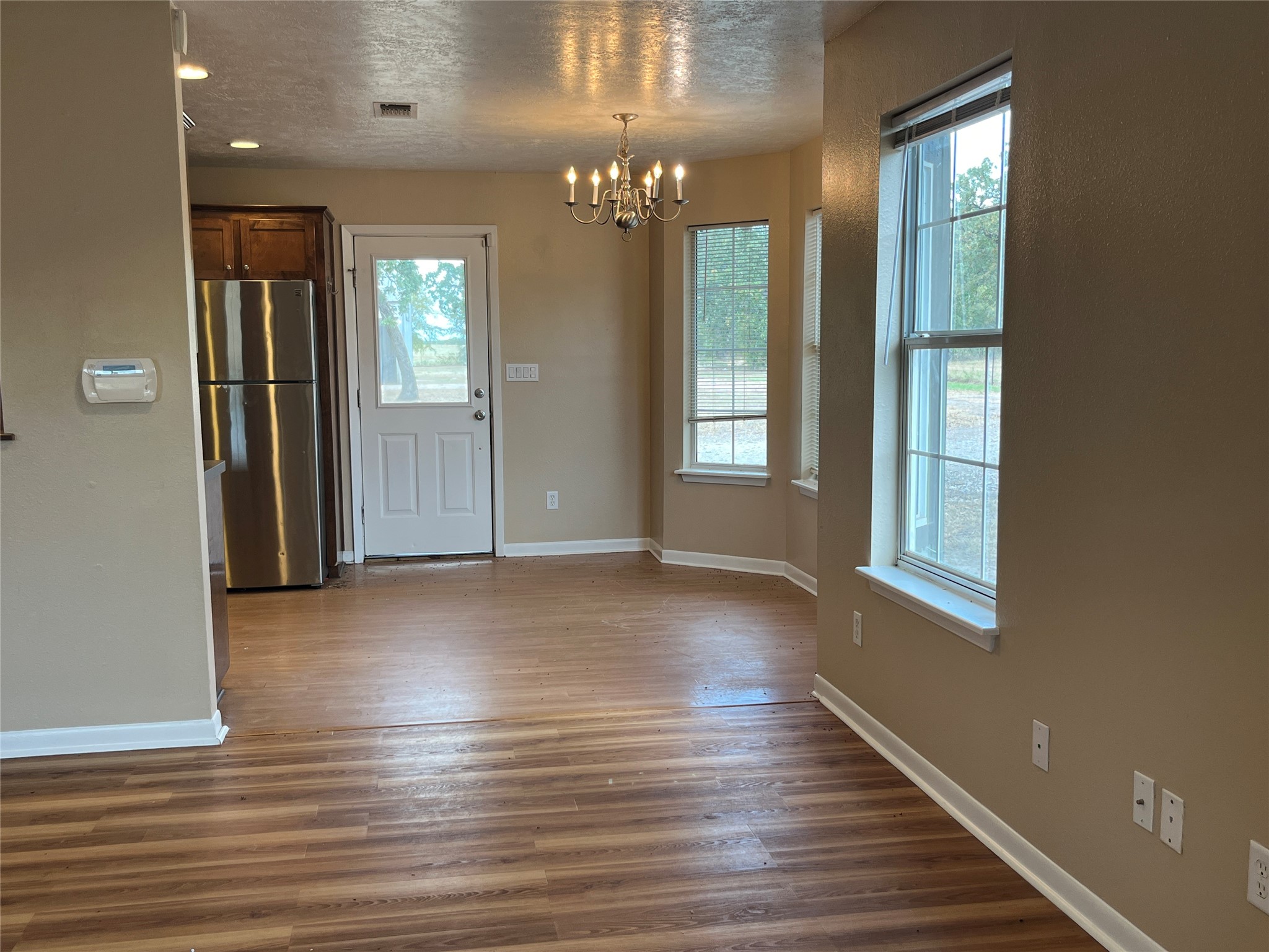 59 W Oak Drive Property Photo 8