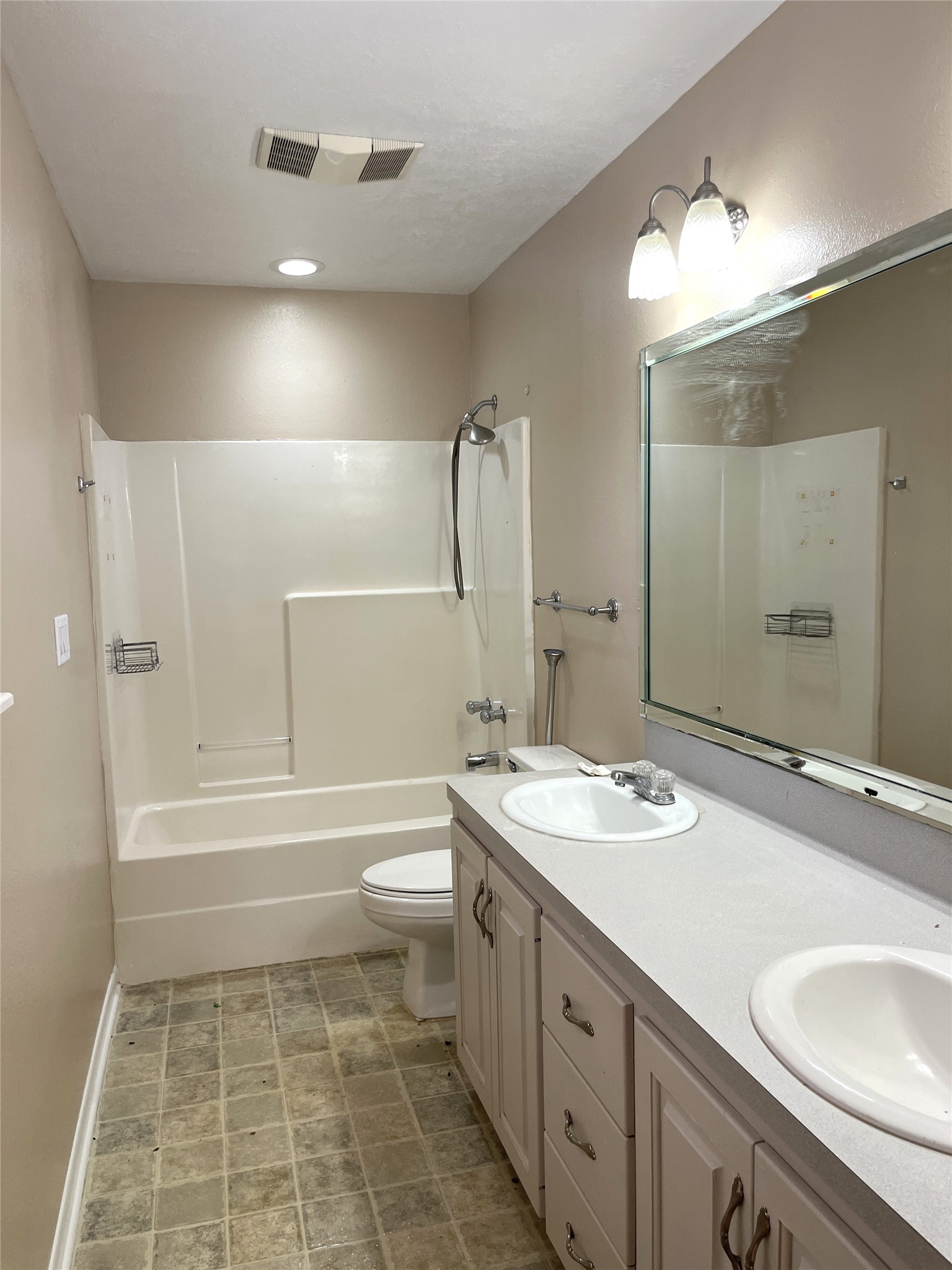 59 W Oak Drive Property Photo 16