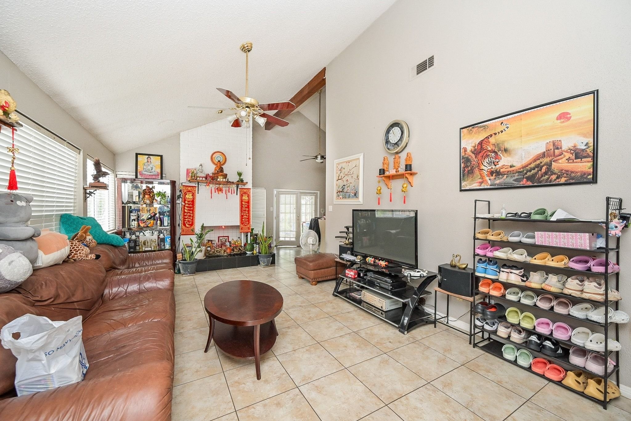 9319 Belle Park Drive Property Photo 4